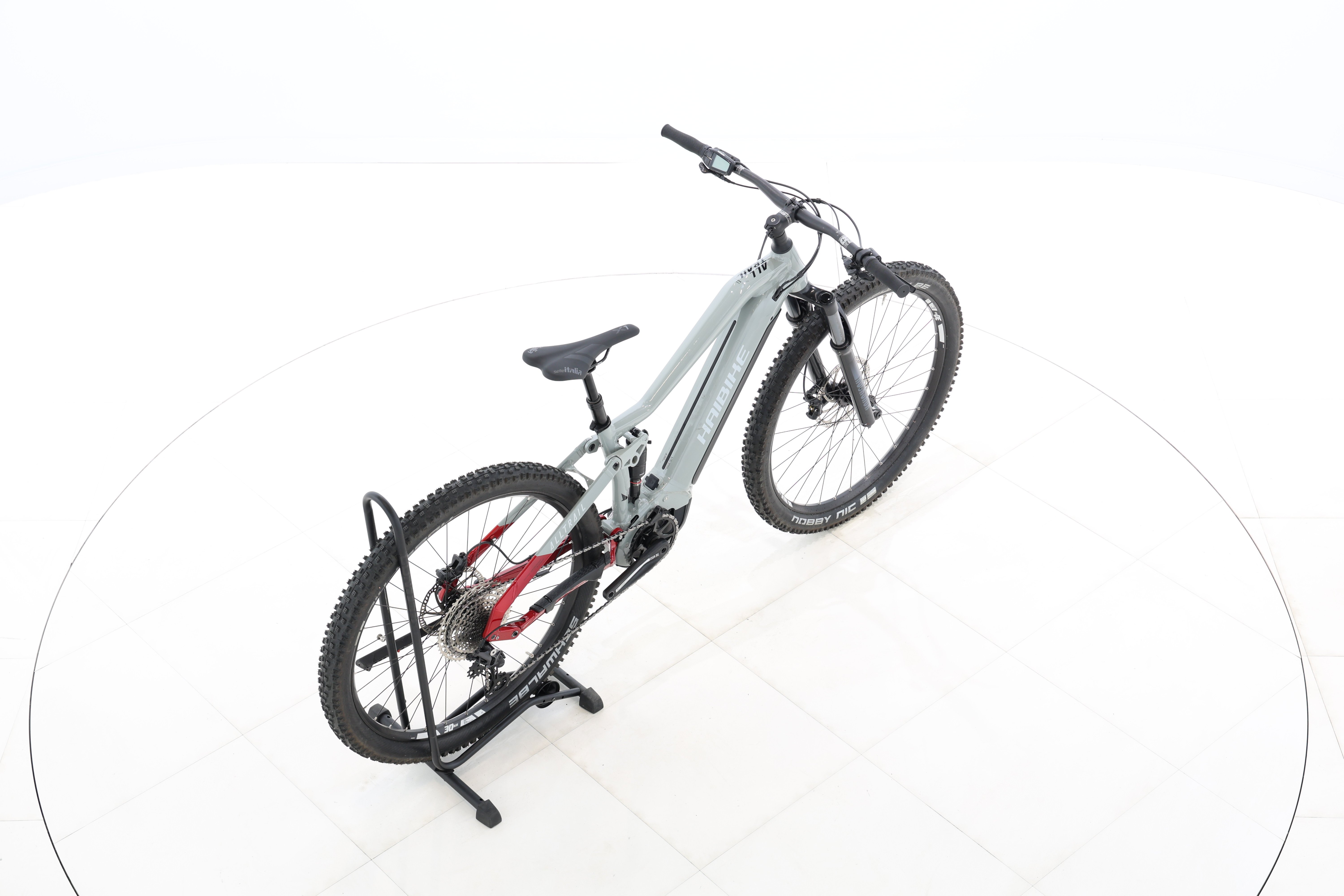 7f580a8a-f0a9-465b-a8b8-4116e3dddb92