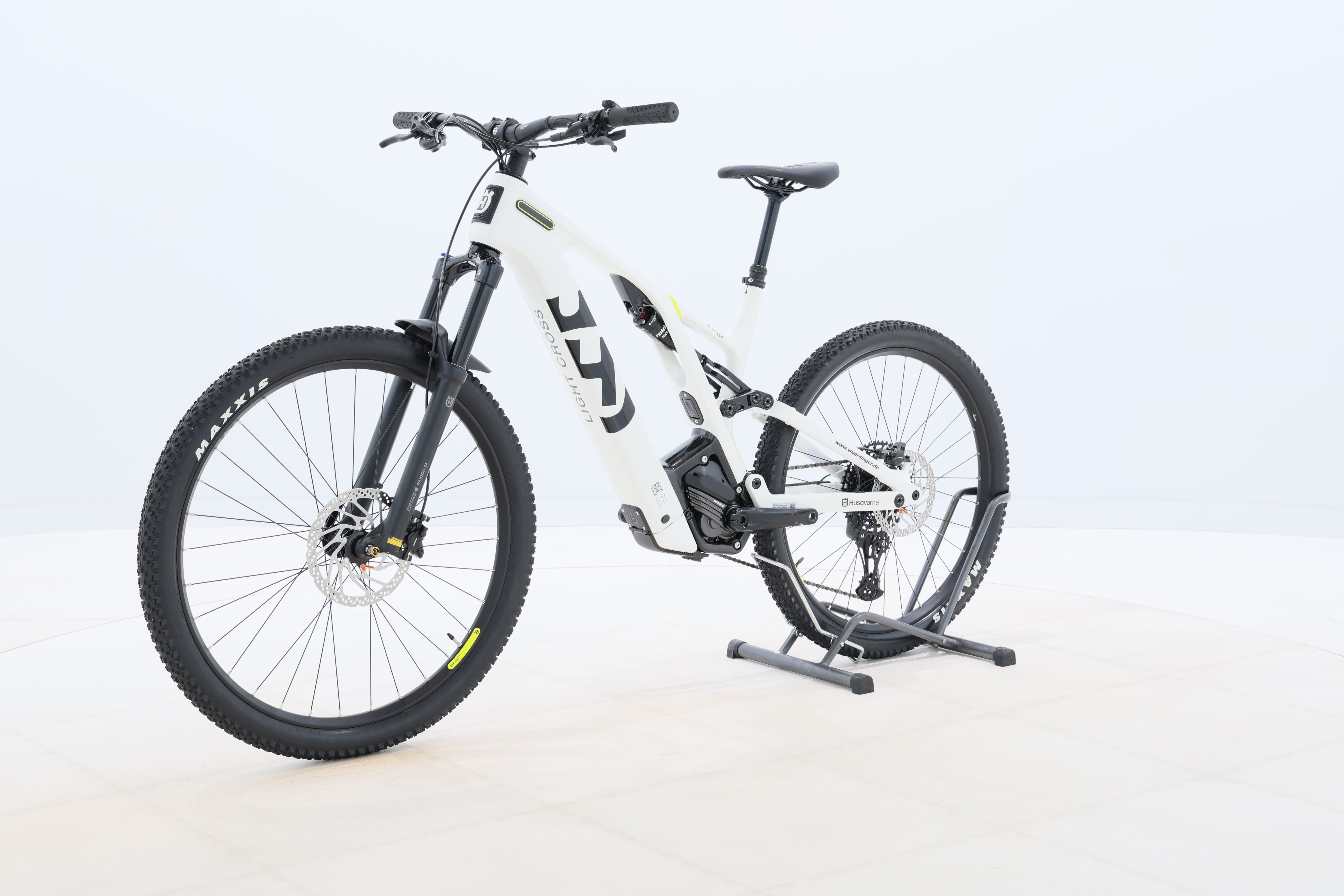 ae27a06e-8a1a-4890-80f2-530b4ffbced7