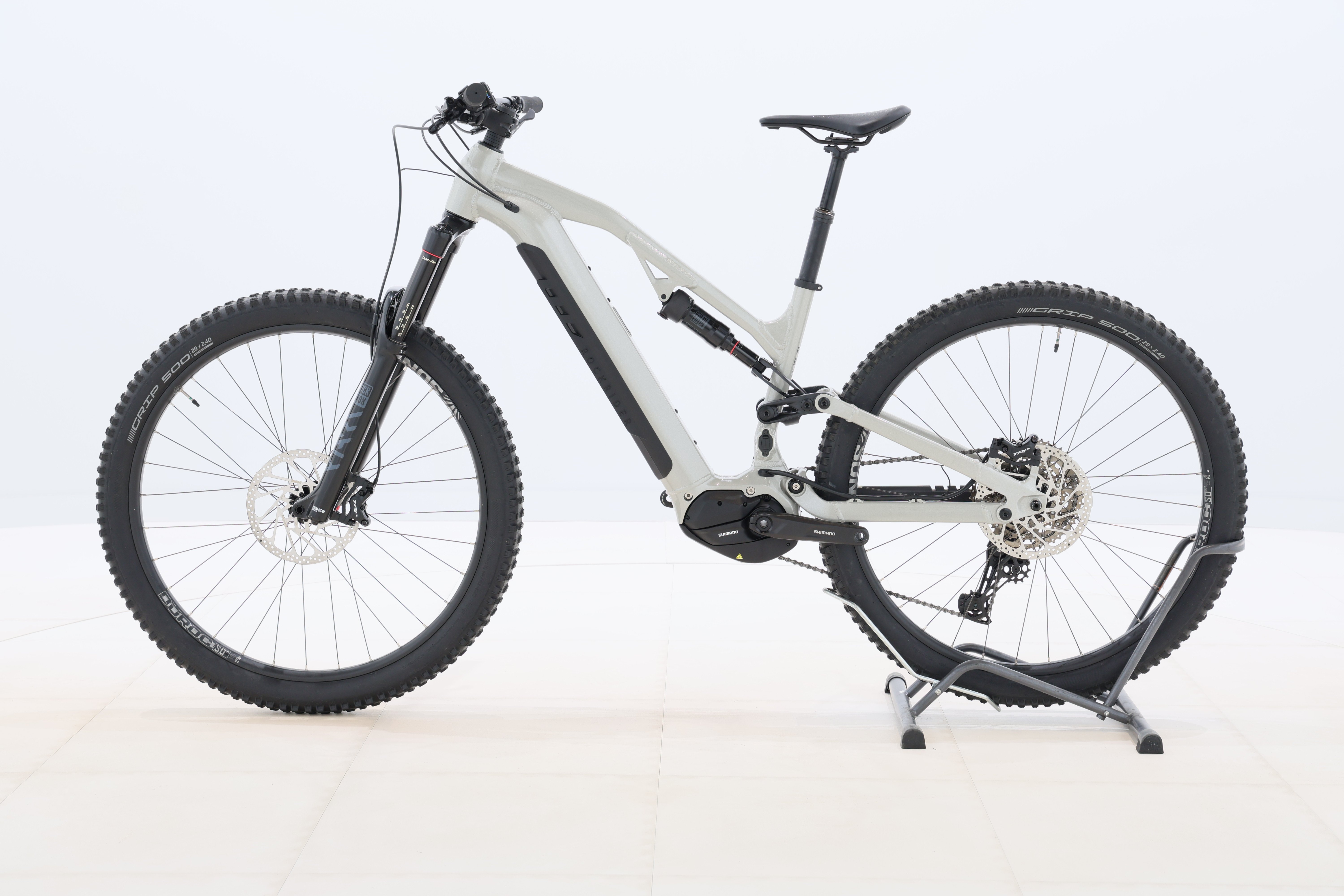 efb1e6e8-c383-4f5e-8108-0ee729abccdb