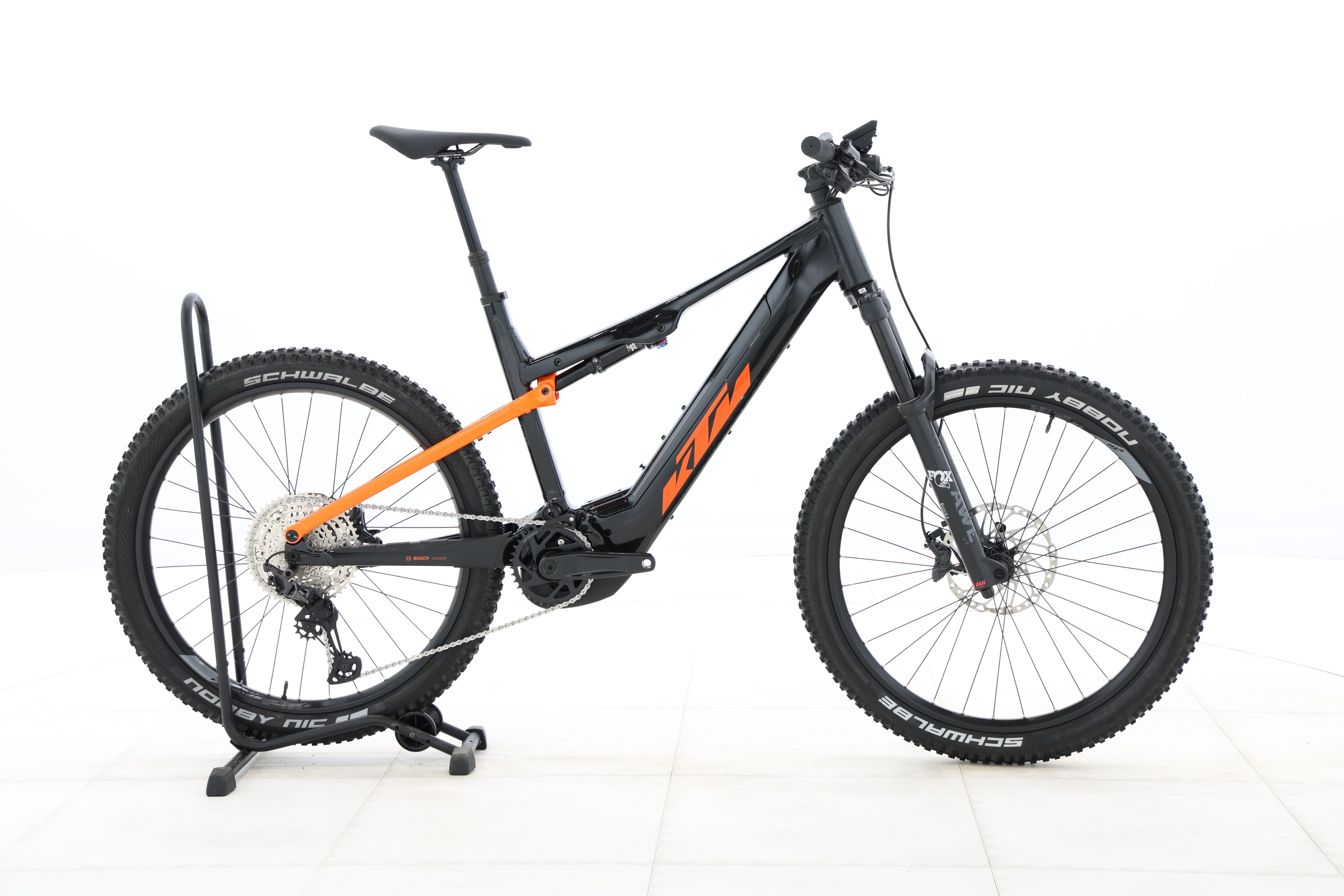 b8e0f95b-2b88-4914-9029-57fe3992890e