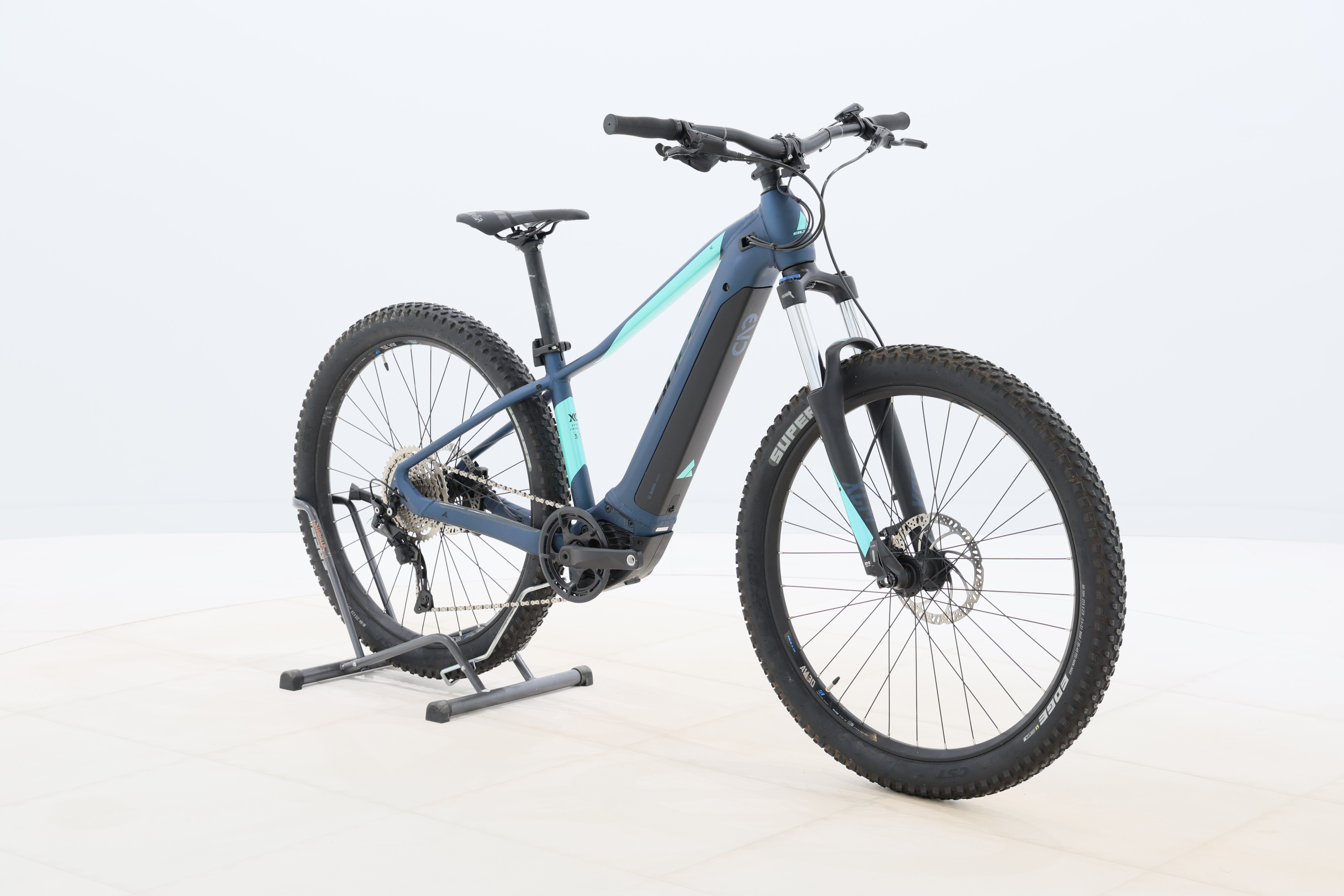 d0b30cc0-d099-43eb-a92f-95be63499b12