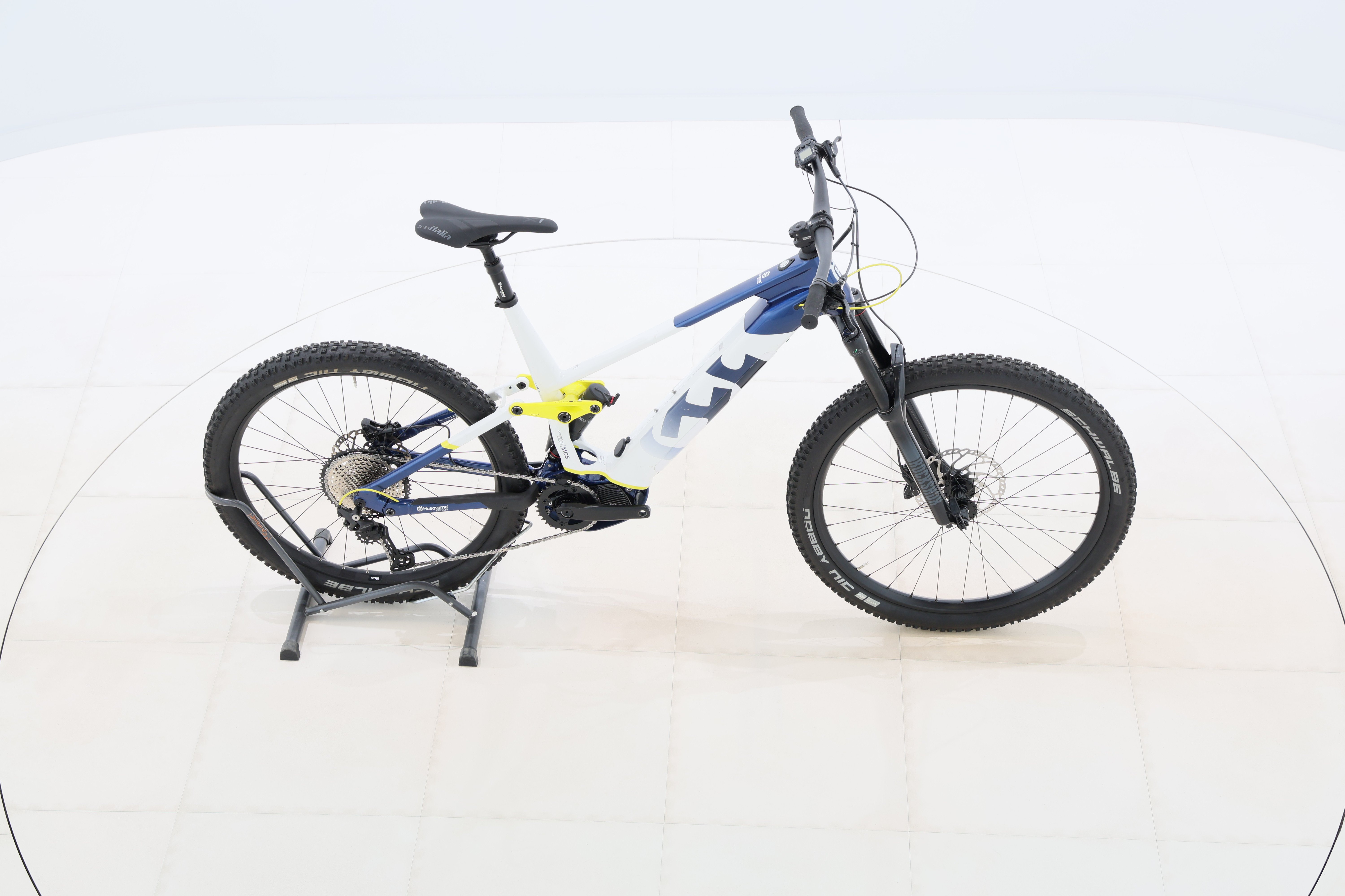 061eb5cd-7f69-441c-bec0-4dd46c80016f