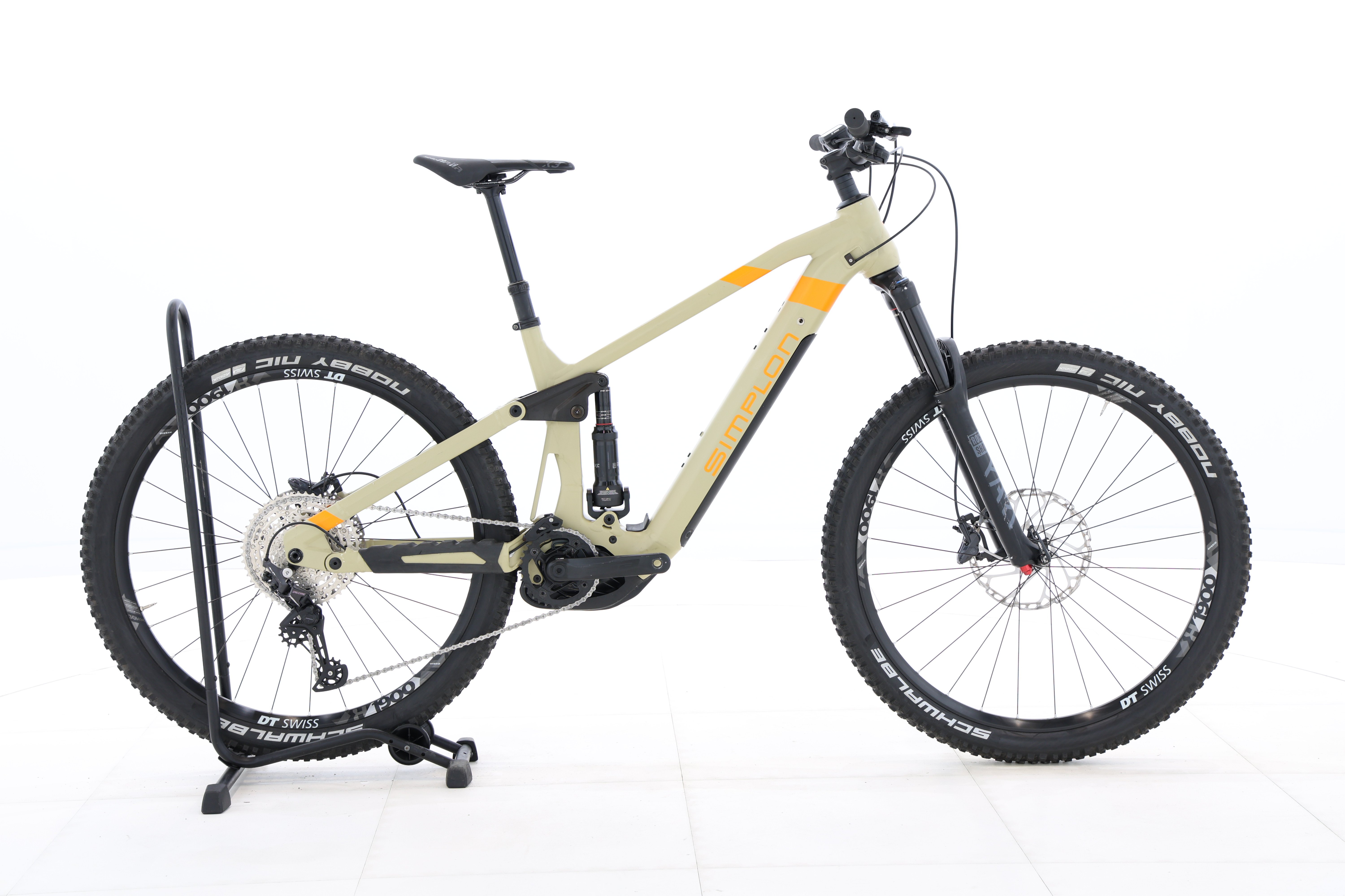 6483470c-0f69-4ea7-b569-64403752c2e6