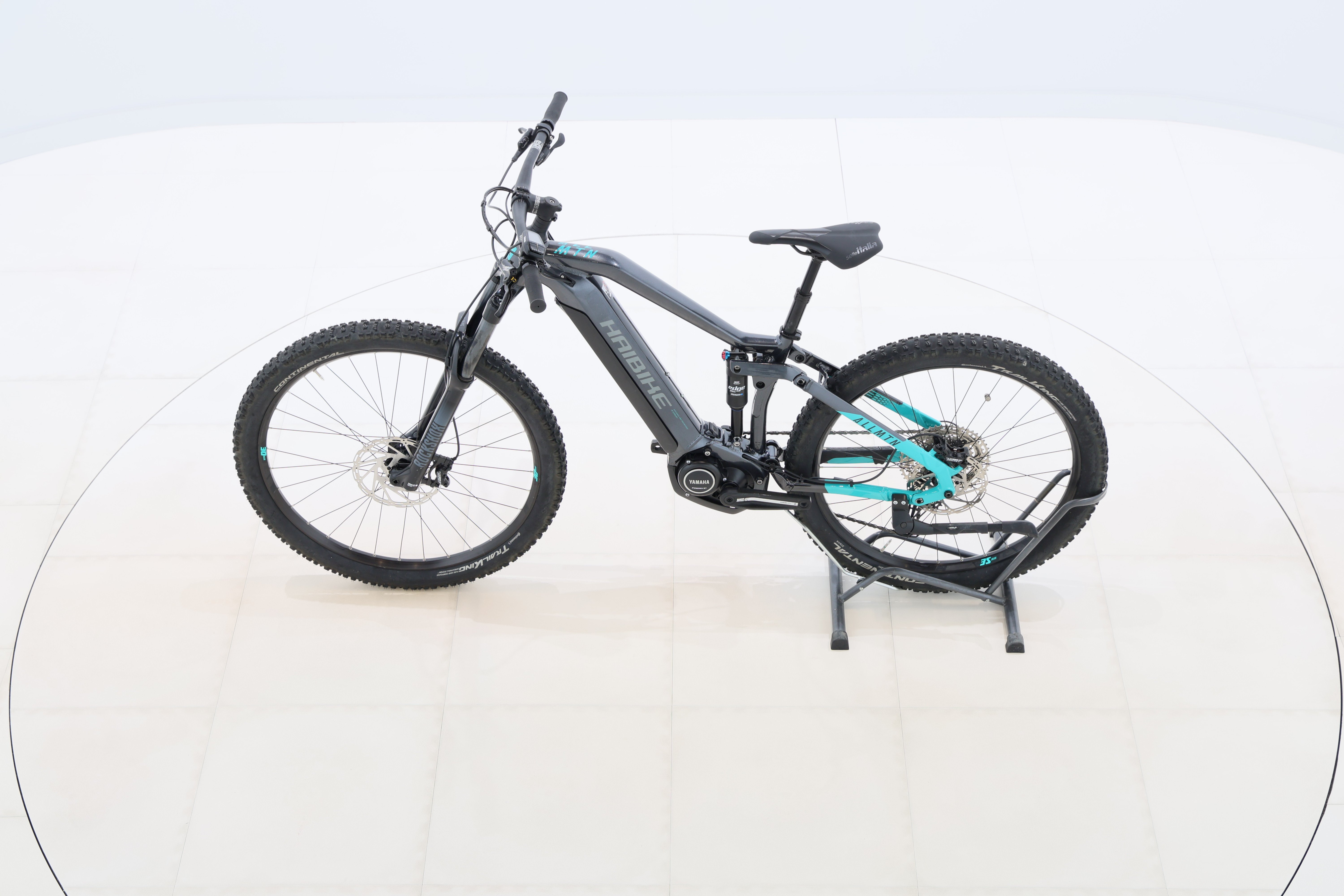 03efddfc-ae4f-4336-9c8a-b0e1649779a5