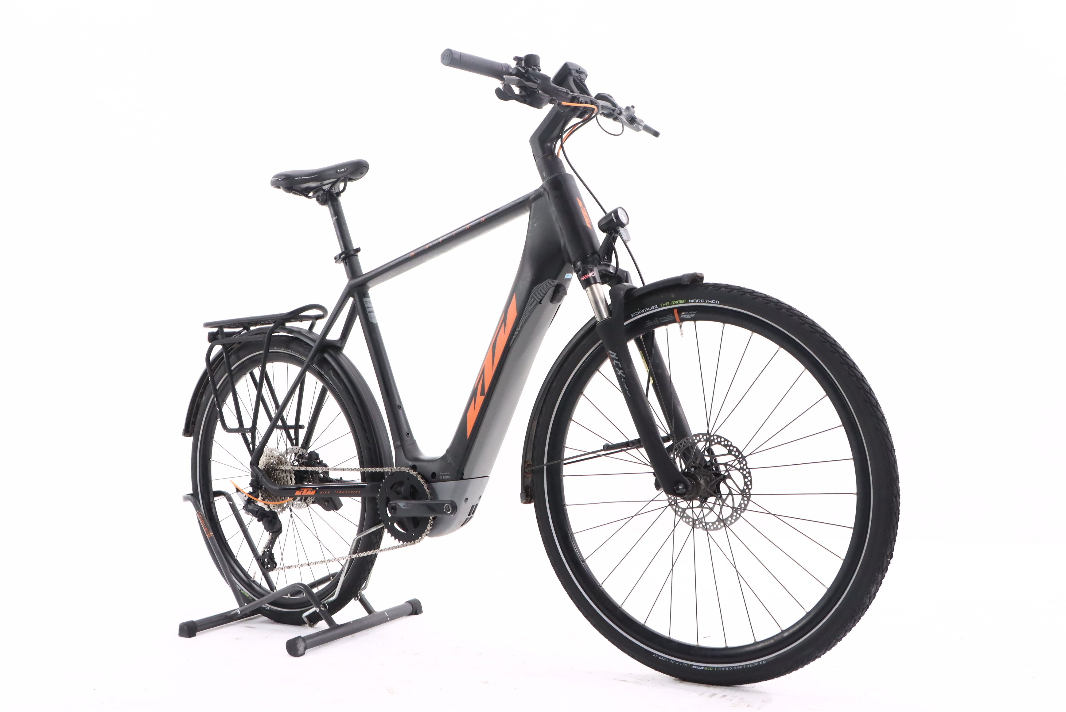 f9b01d8d-5c53-4924-a103-51f01c901a4b