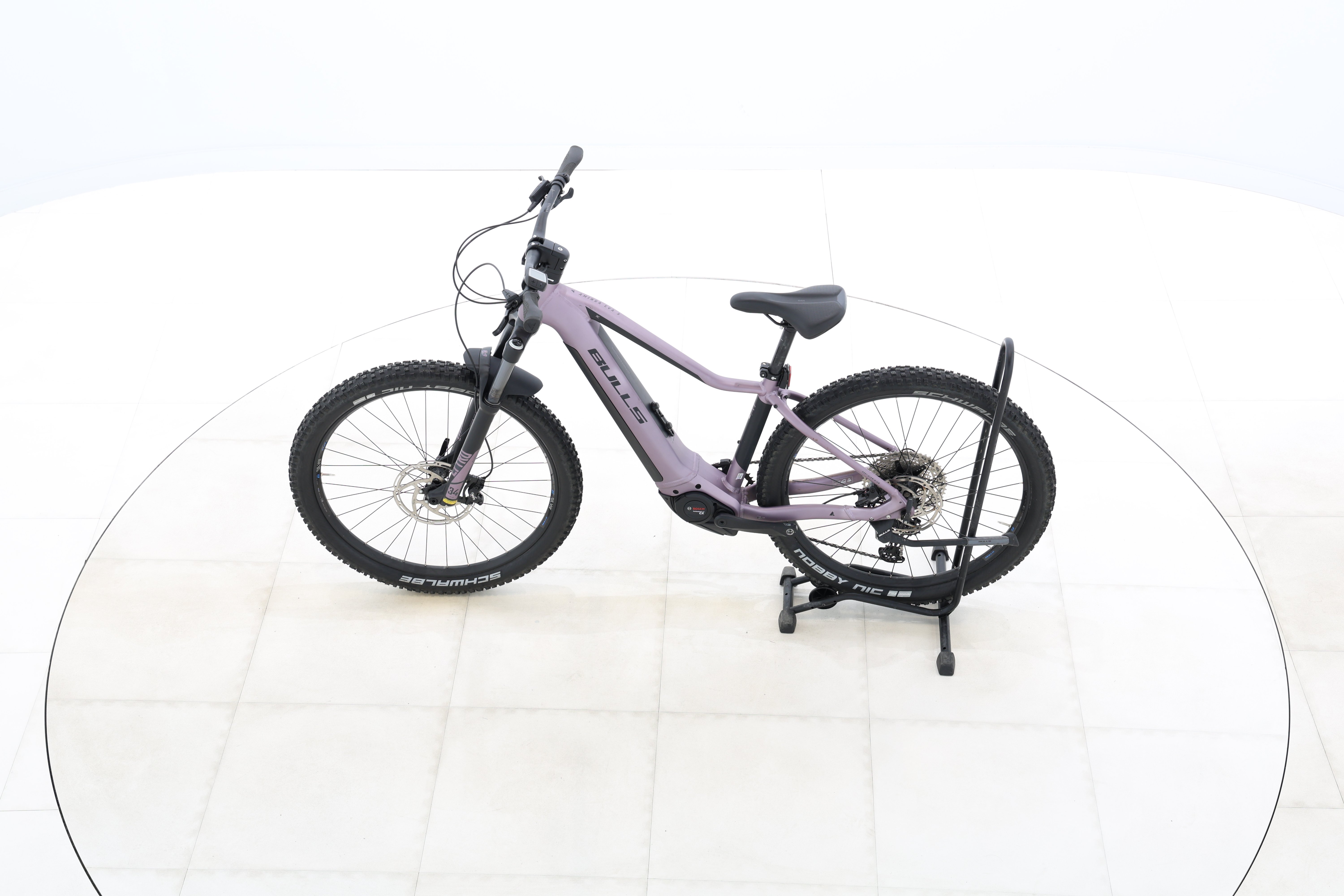 945f8bad-a075-4989-87a5-d14ec3ab6a51