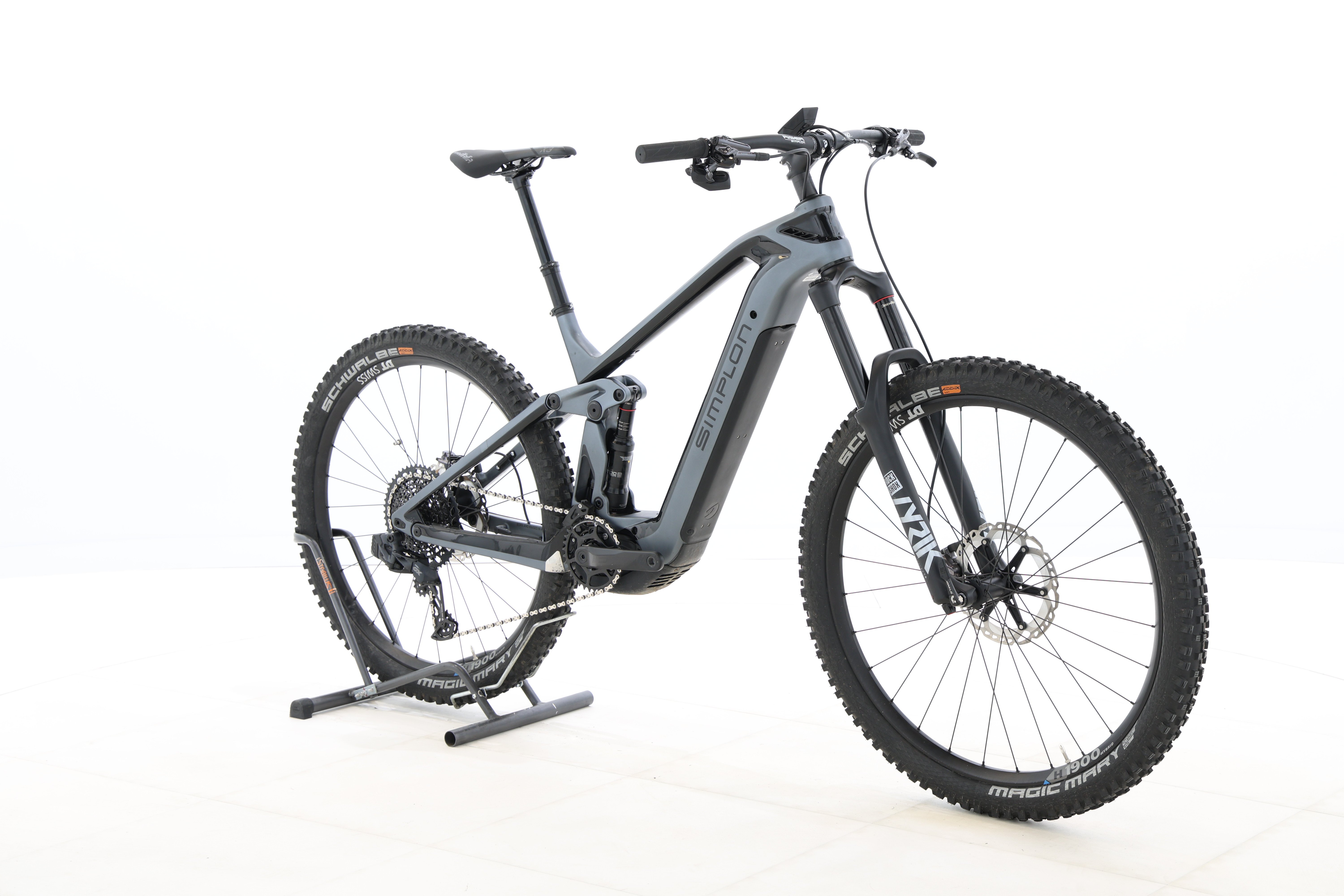 96100f5b-b395-407e-9336-b0fac87a1924