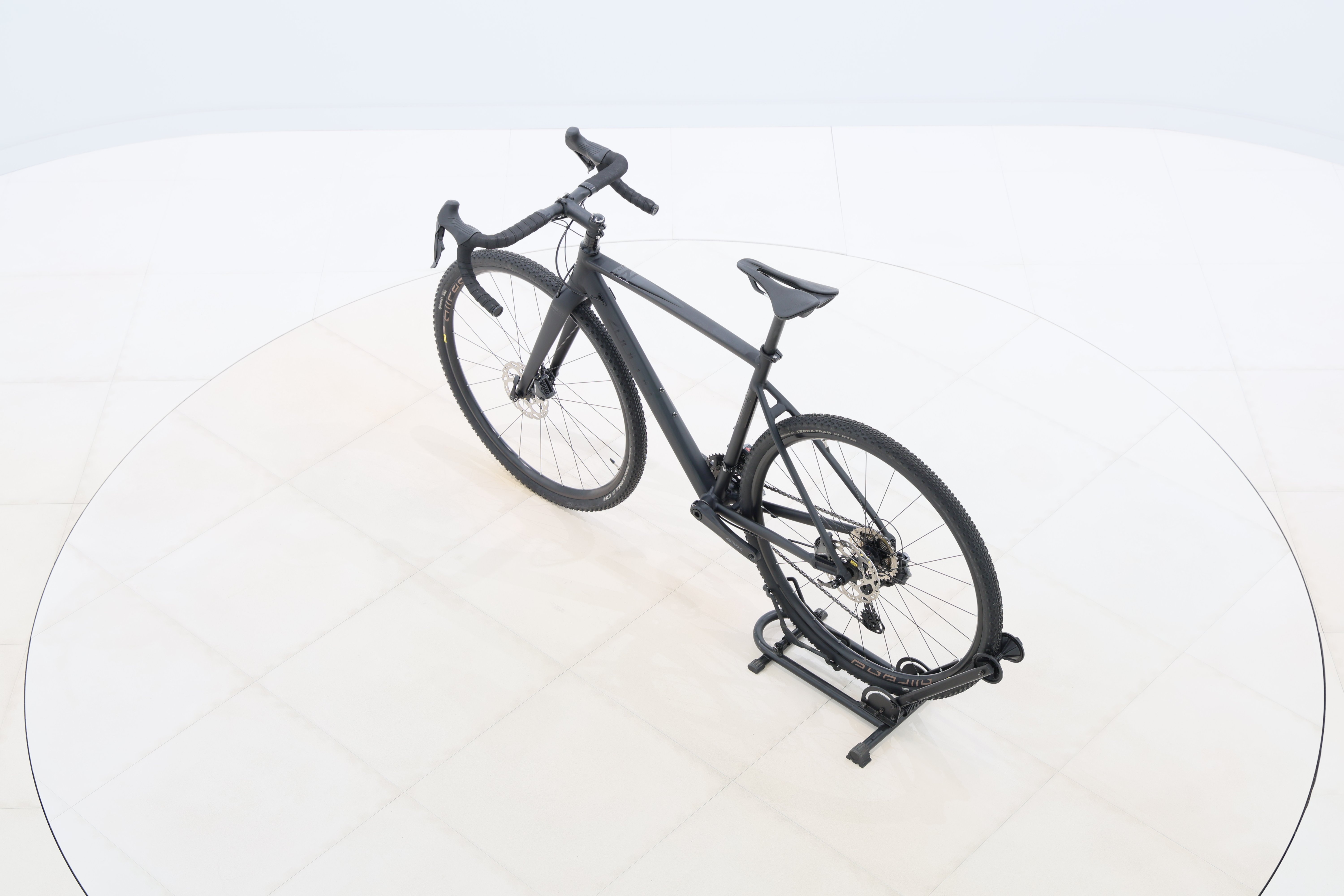 fefb5995-2c7b-4472-ad6d-61ddecb6d2c1