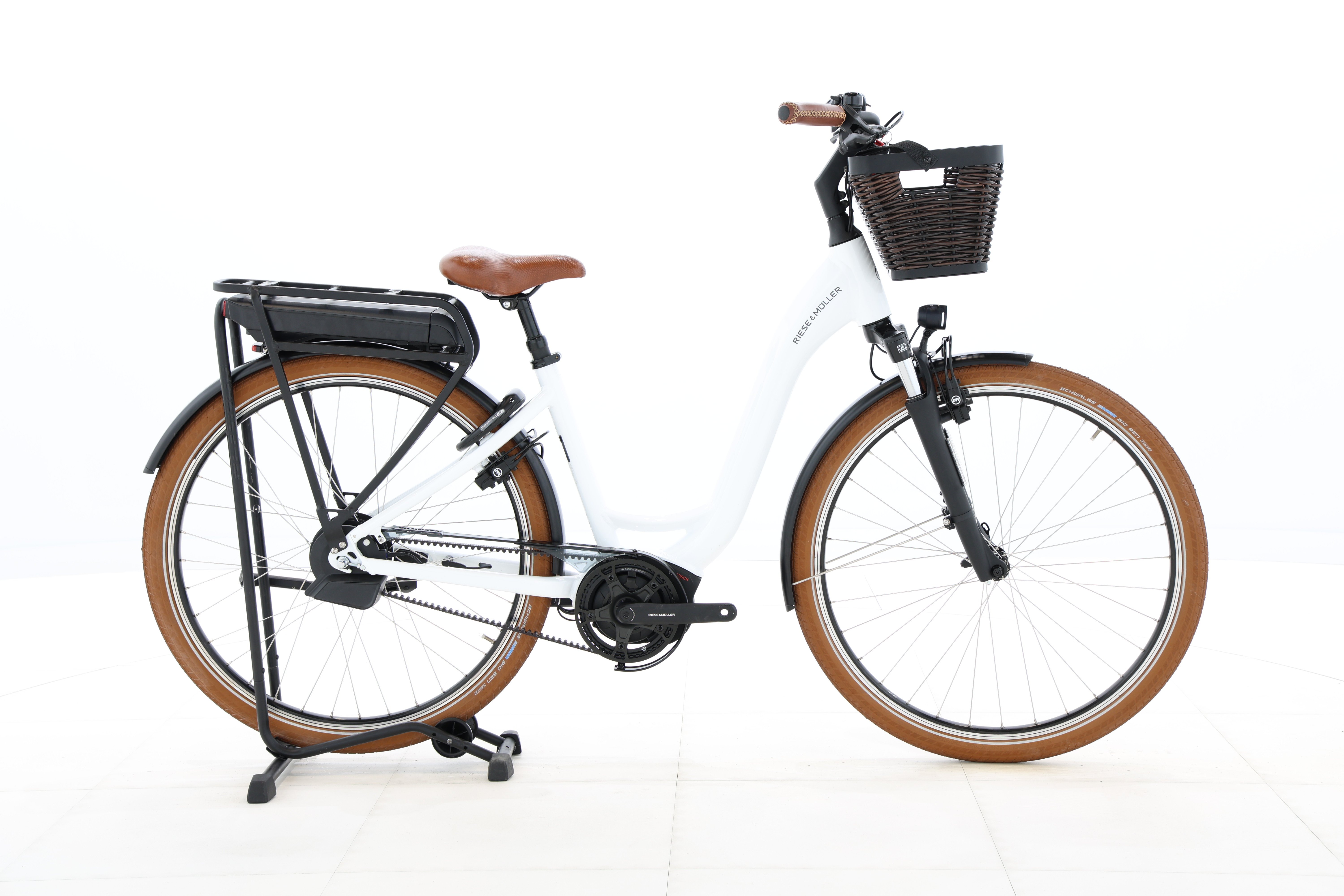 61f21a9b-576d-4329-b56c-b93925d1931c