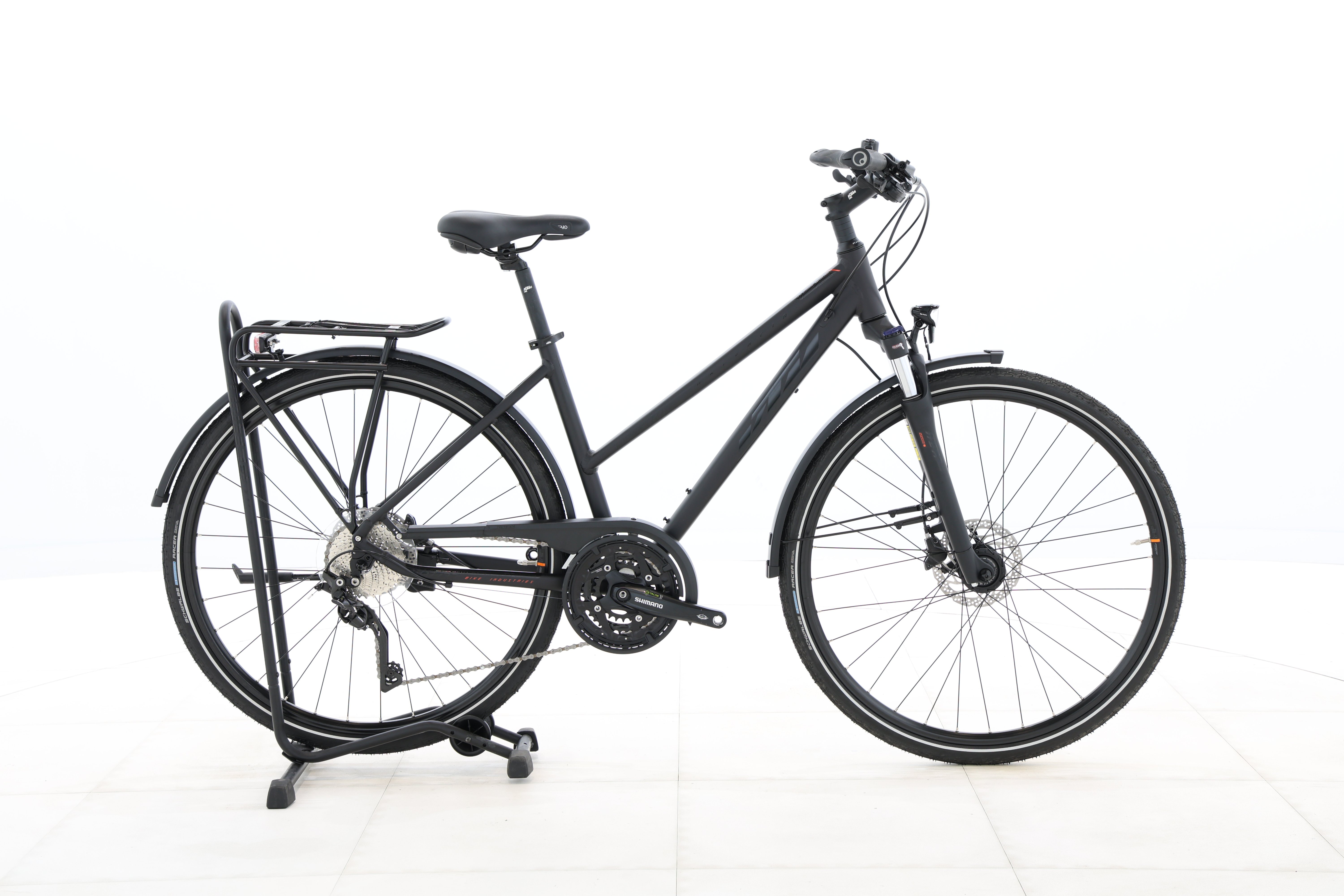 1b77fc75-a585-4a26-9506-c5eeeda20a74