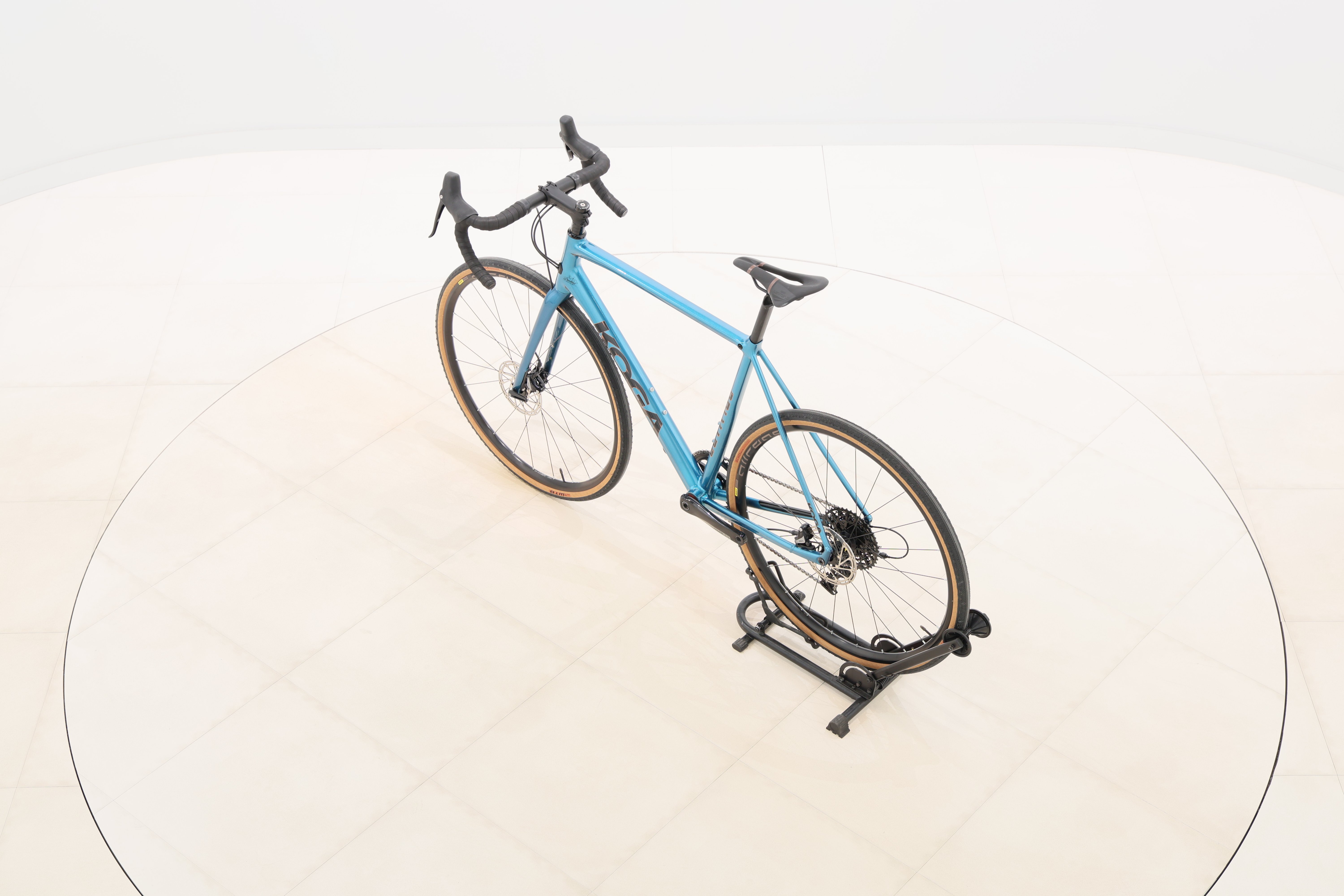 28adee4c-1a9b-4d3c-a9f5-21941c74dd04