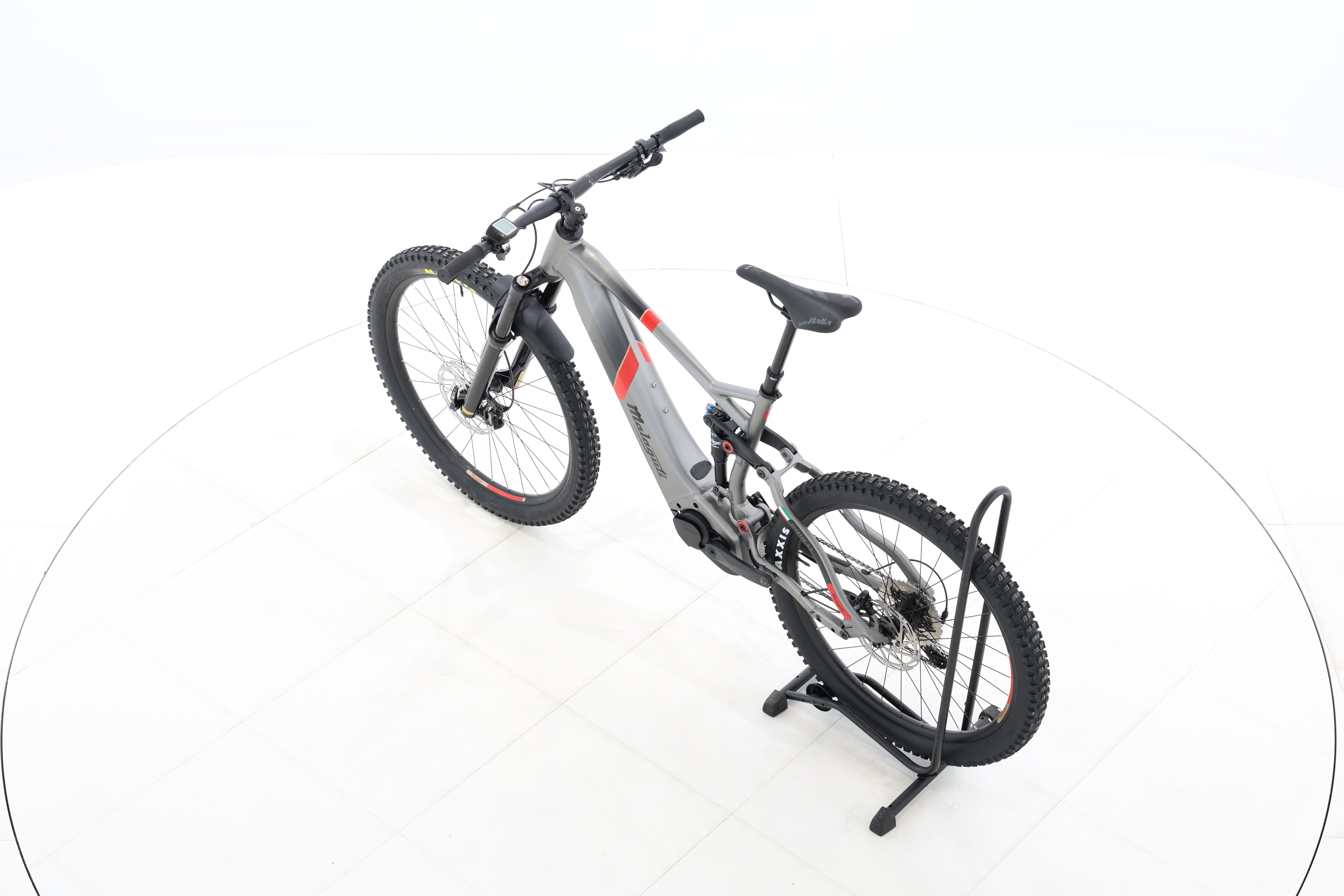 f1fceb4c-5984-4d56-b1b4-68b3867b021b