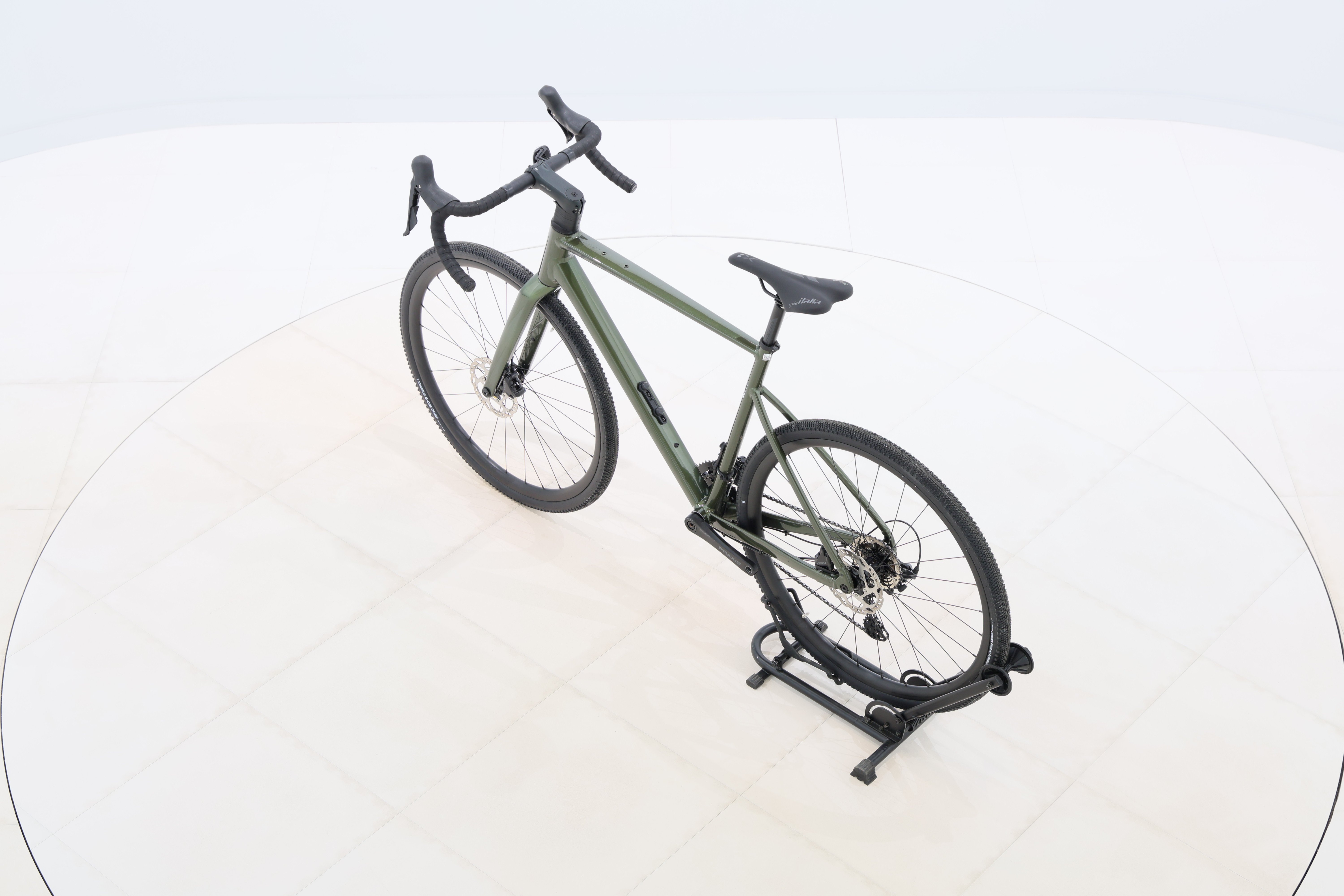 a51ec1c8-5e0b-41ae-b479-d7efec53d2d3