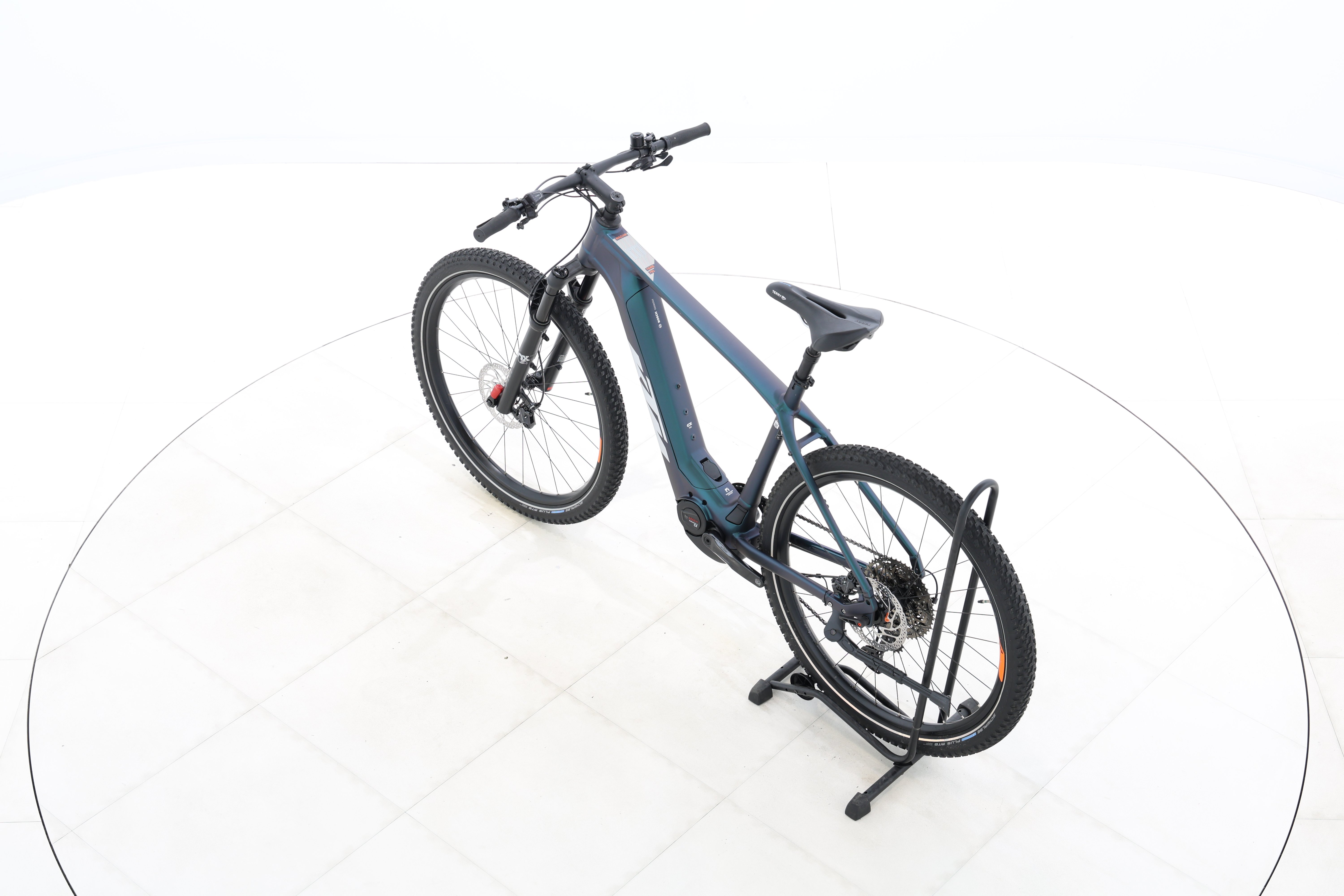 e4f17563-4c4f-4a02-96d1-4eef2f05a2f5