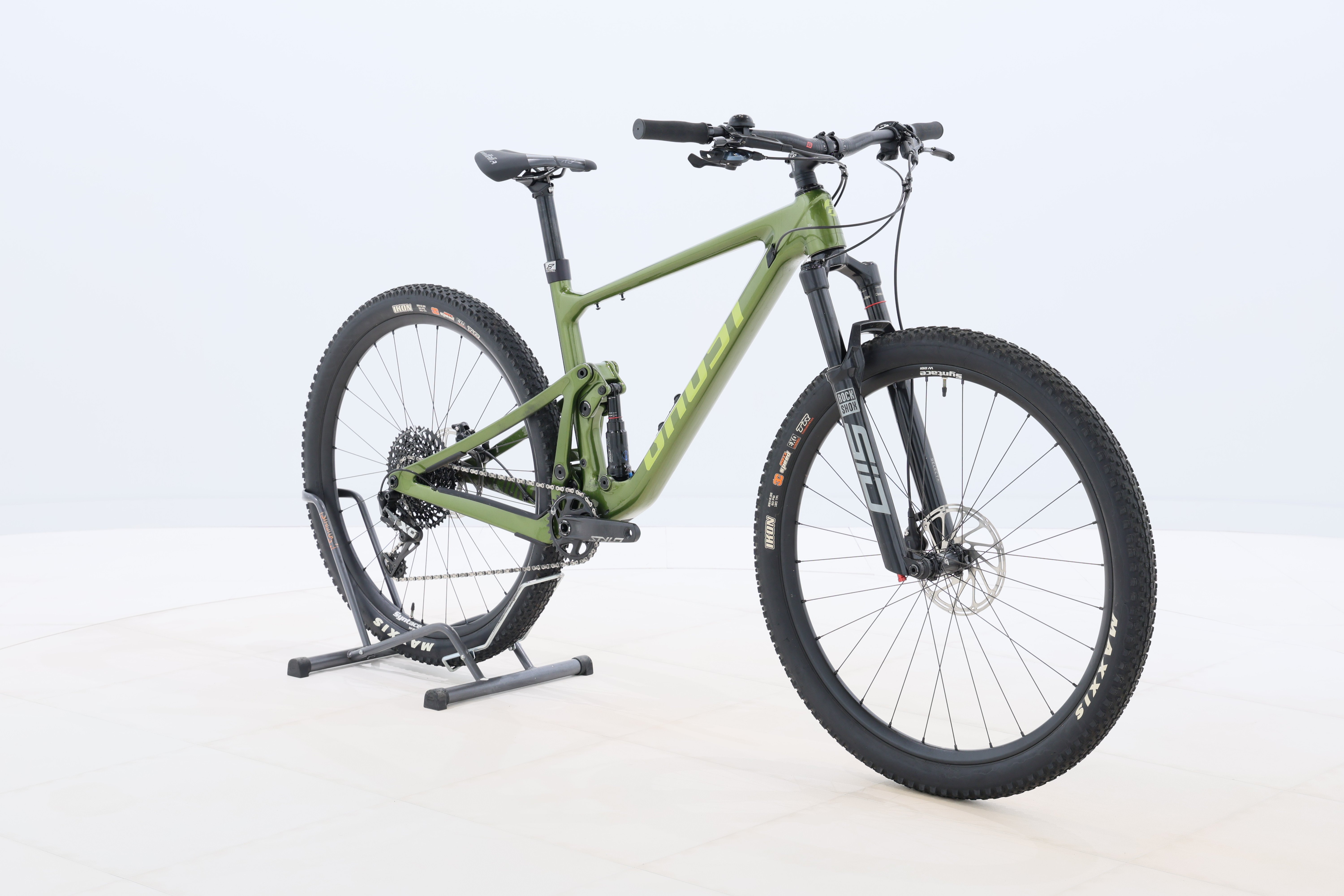 70c97281-d849-4ce6-853b-9046070c5844