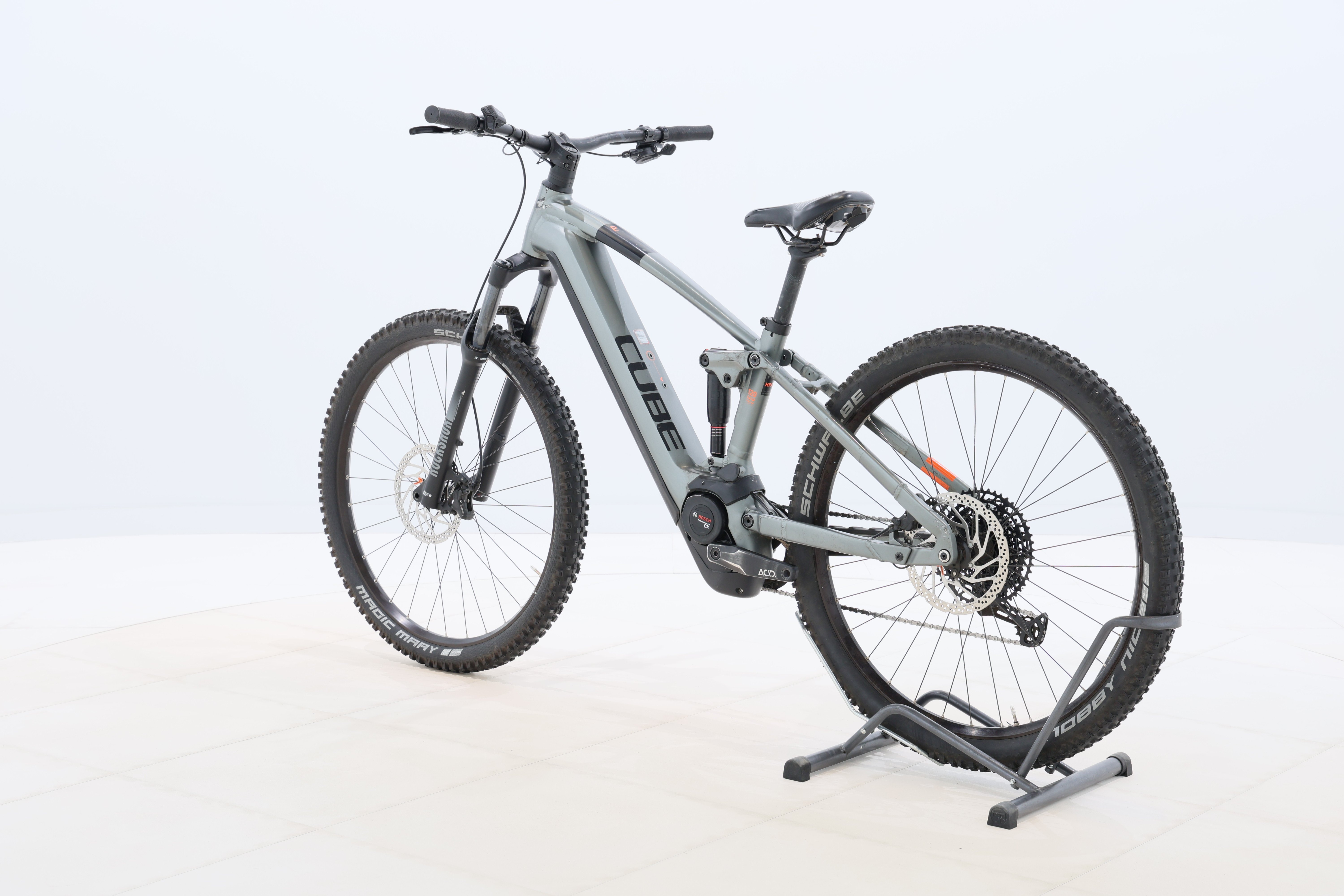 7b081379-7e8f-4ae8-b98f-17d8d456b032