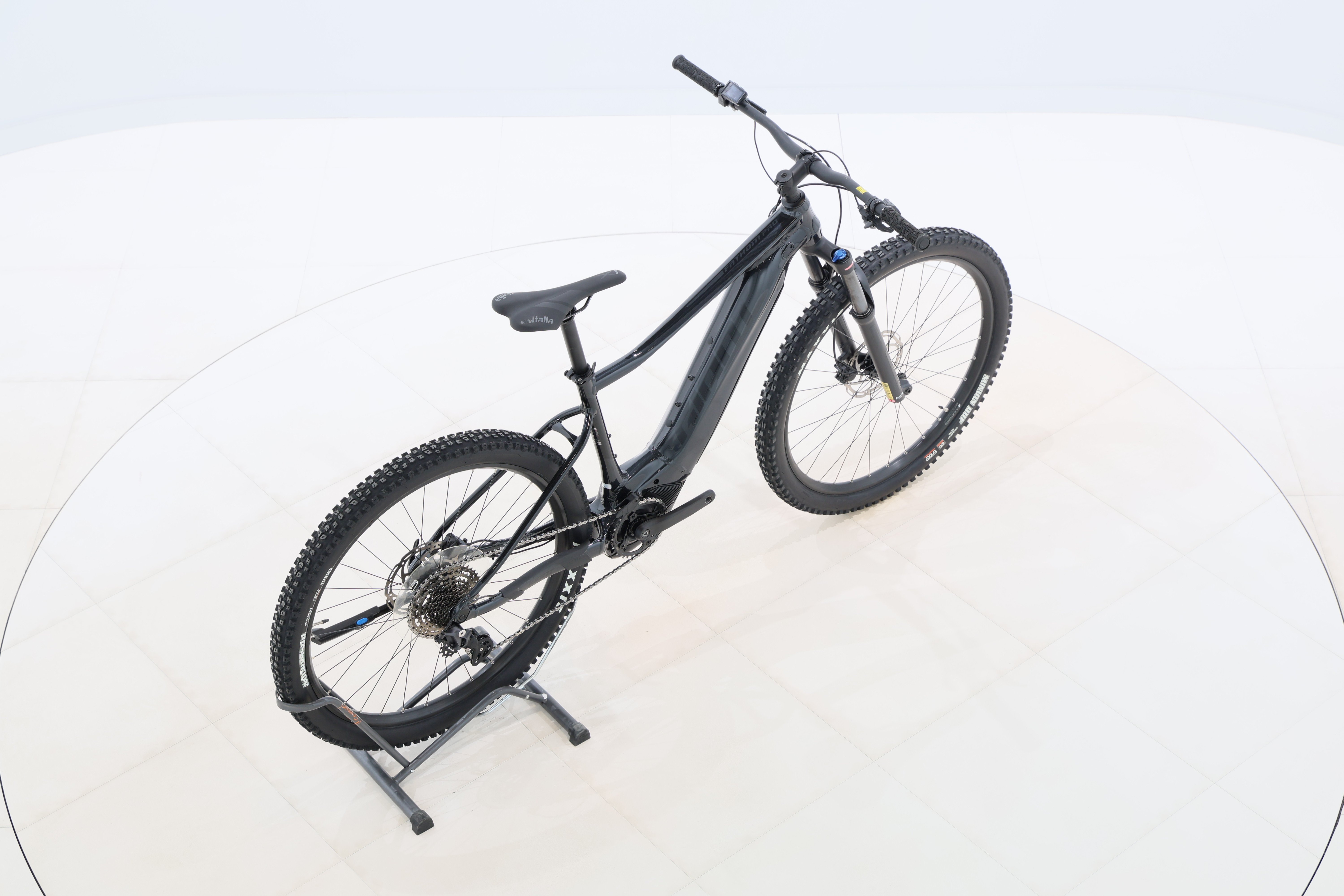 8efbbd71-4bc3-4794-8ca5-d950b60e9137