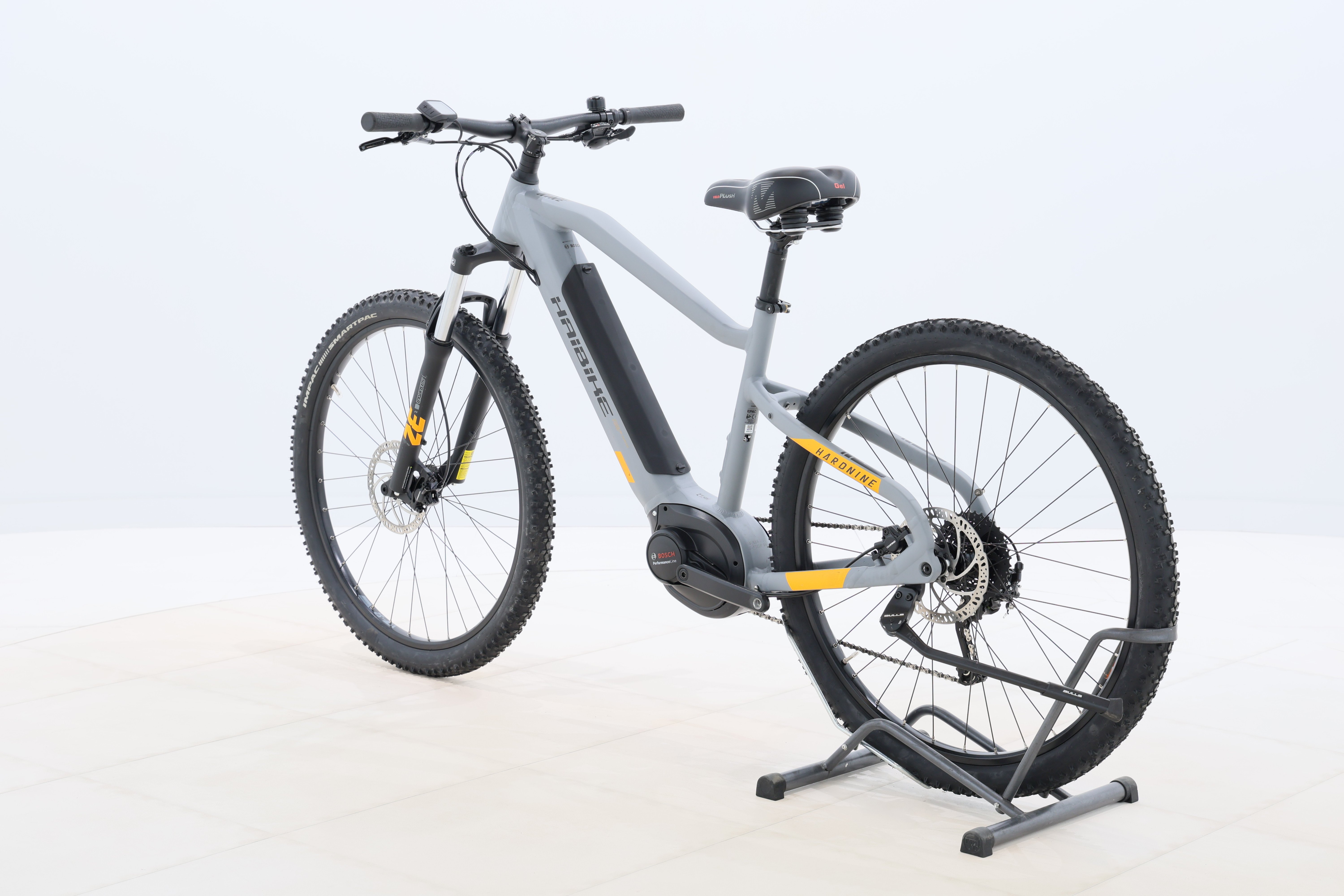 d04afc40-6996-40b1-9d2a-d145f7194848