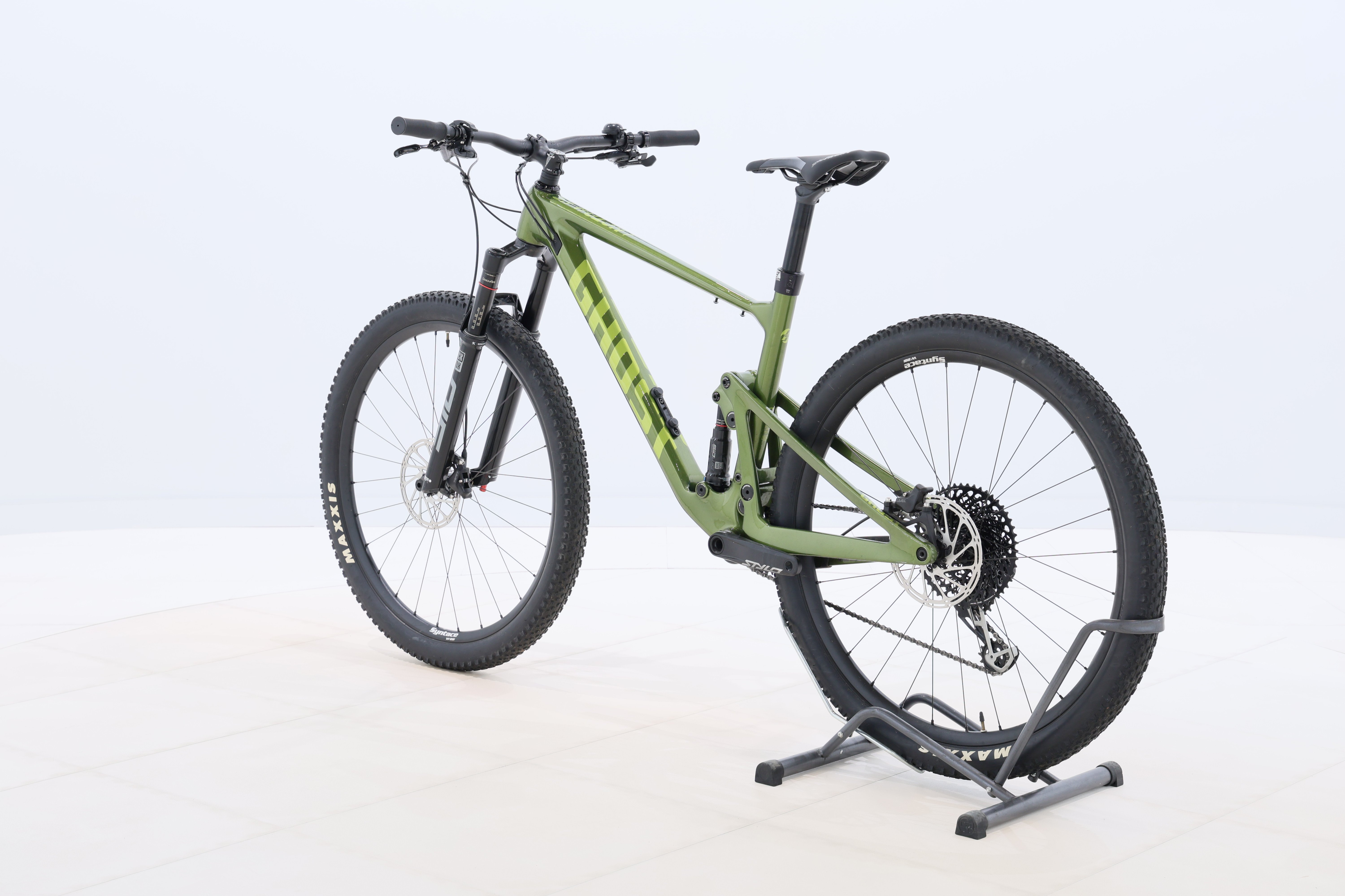 70c97281-d849-4ce6-853b-9046070c5844