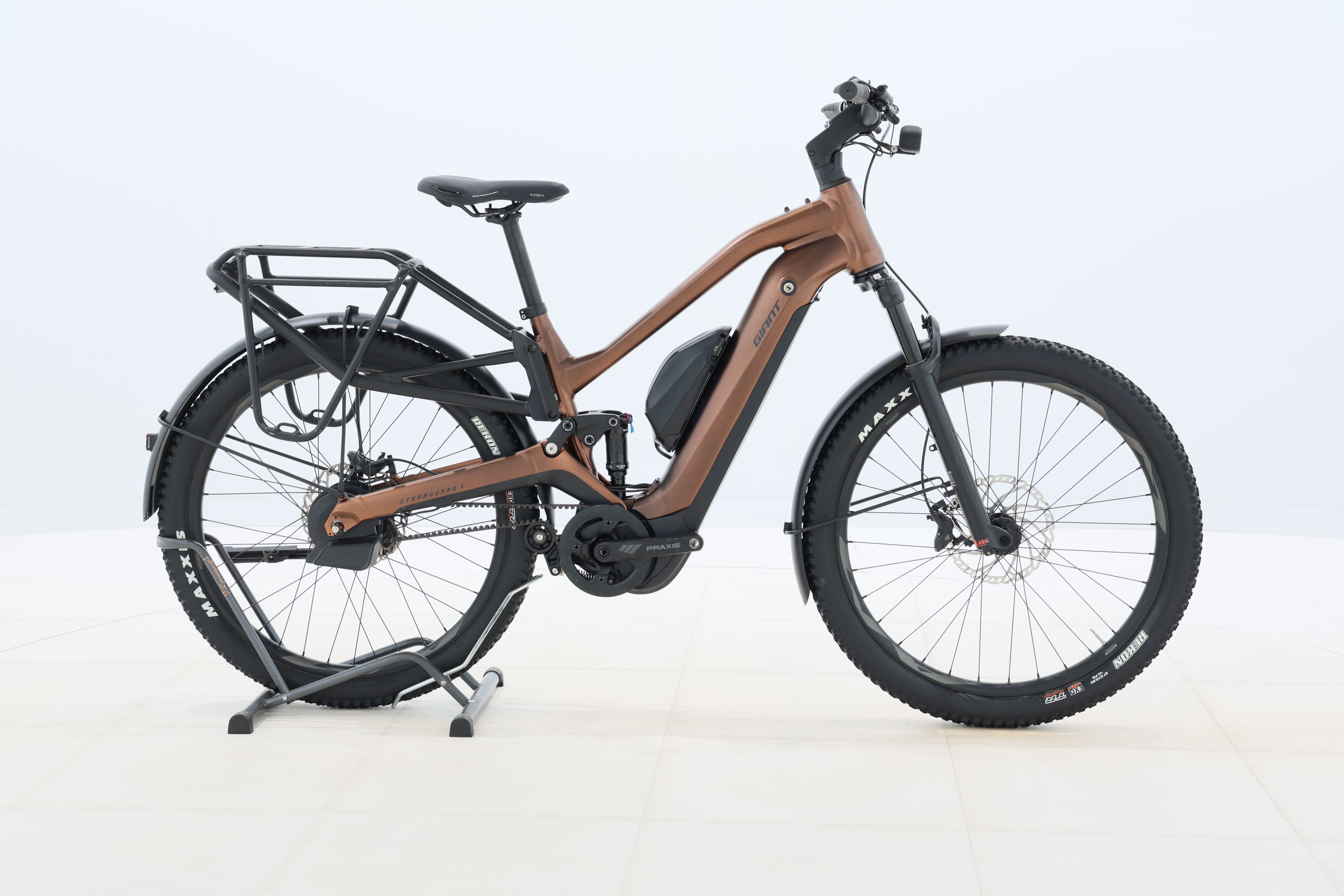 4ad0169b-e2b3-494c-a5ff-9ecee89556ef