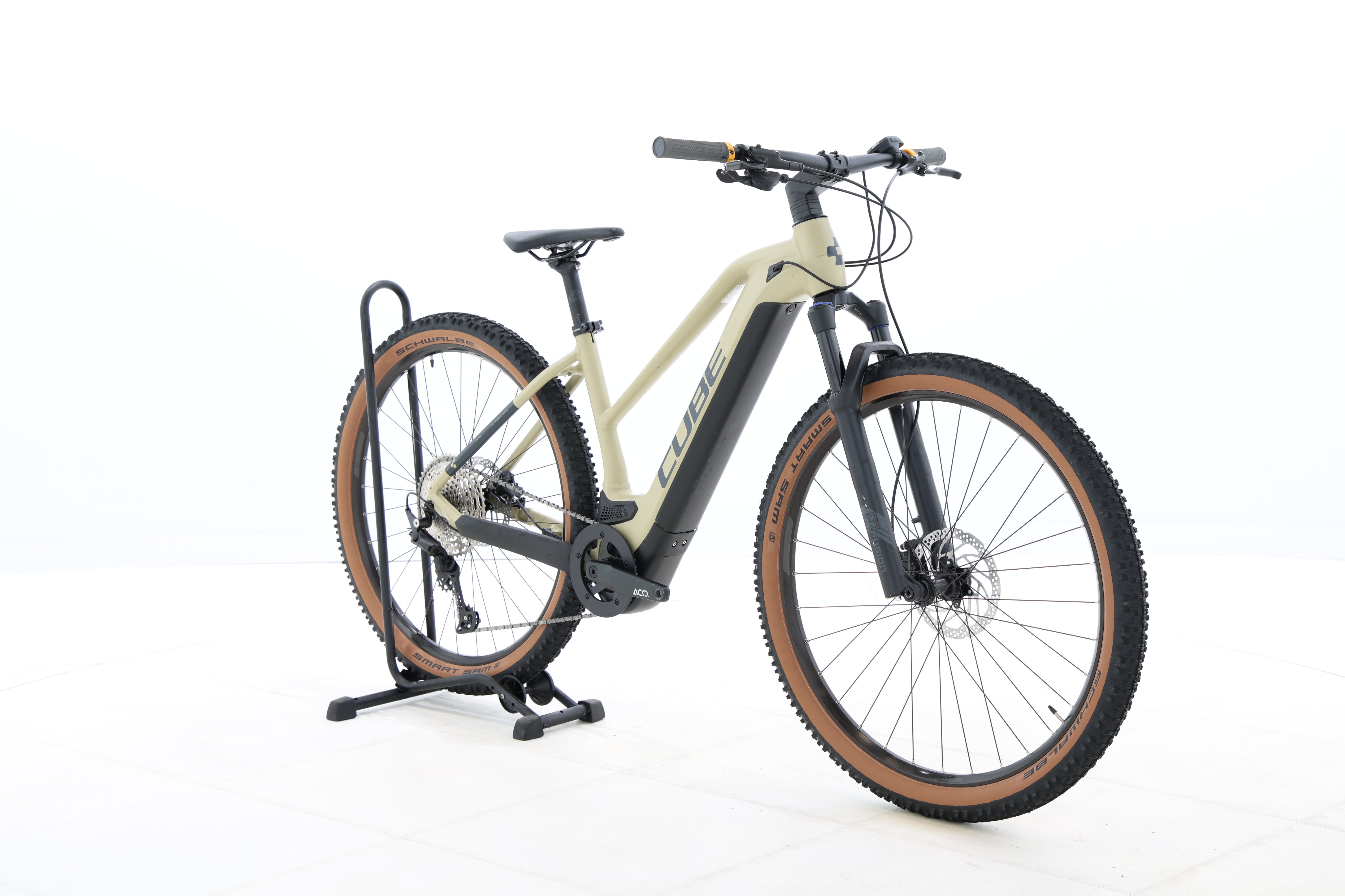 a299f278-2686-44ff-9658-e455a7c6e7bc