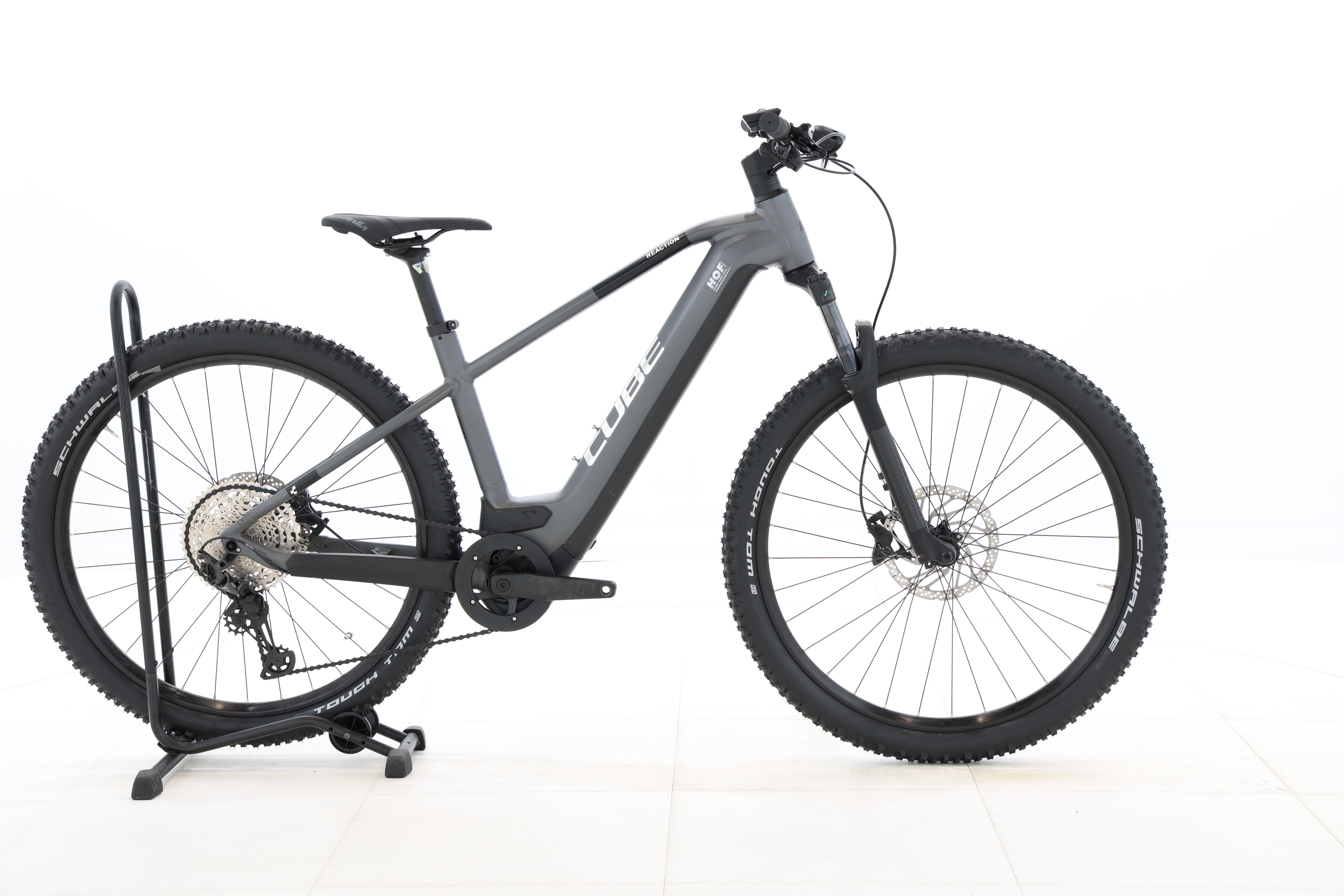 b0383747-056c-4e3d-98eb-b4c72f90a620