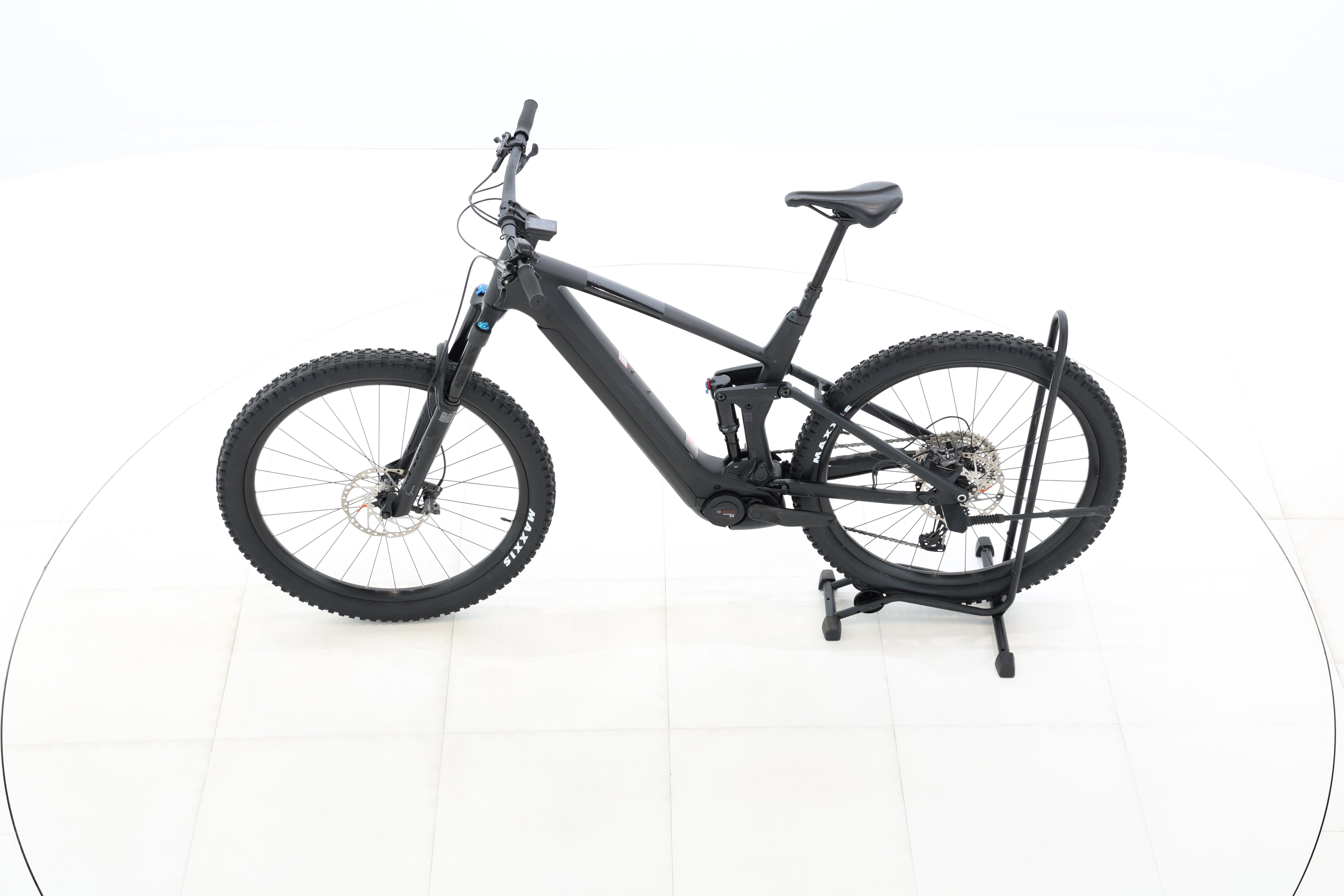 8d00ecc6-5783-43fa-b575-c15ca4072149