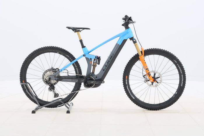 Cube STEREO HYBRID 140 HPC ACTIONTEAM 750 2023