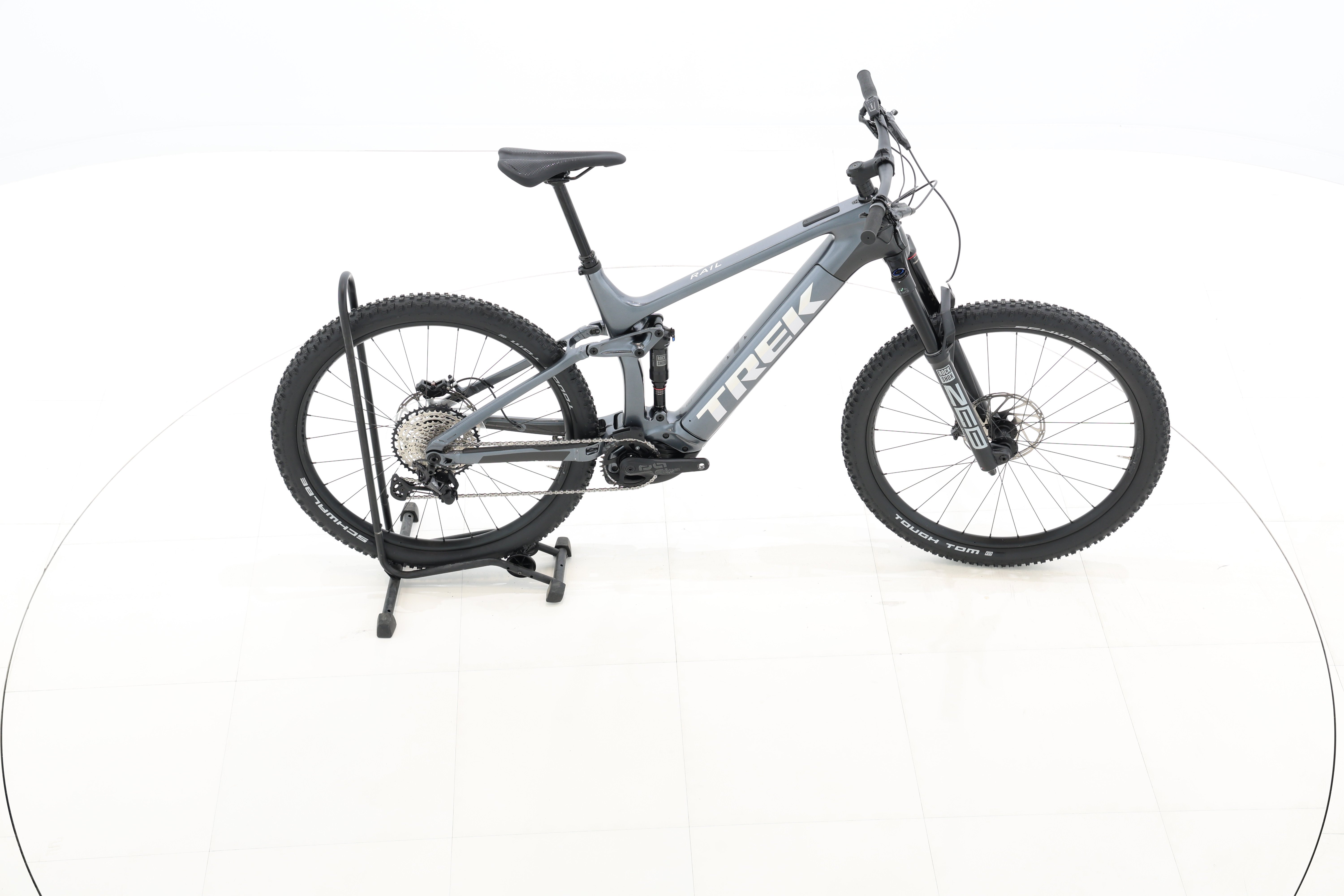 728570fd-272a-4fd5-8ea8-2974df52c954