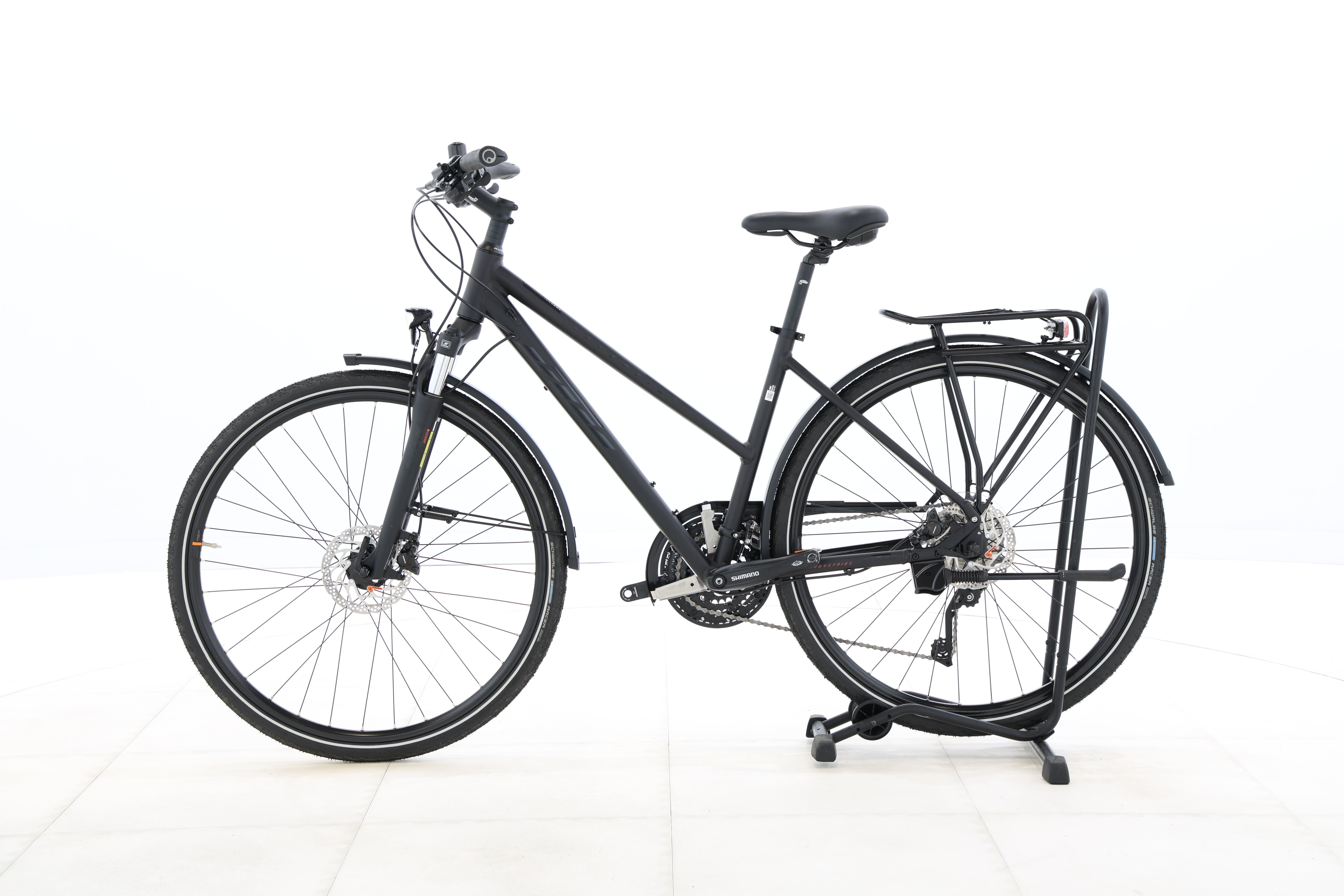 1b77fc75-a585-4a26-9506-c5eeeda20a74