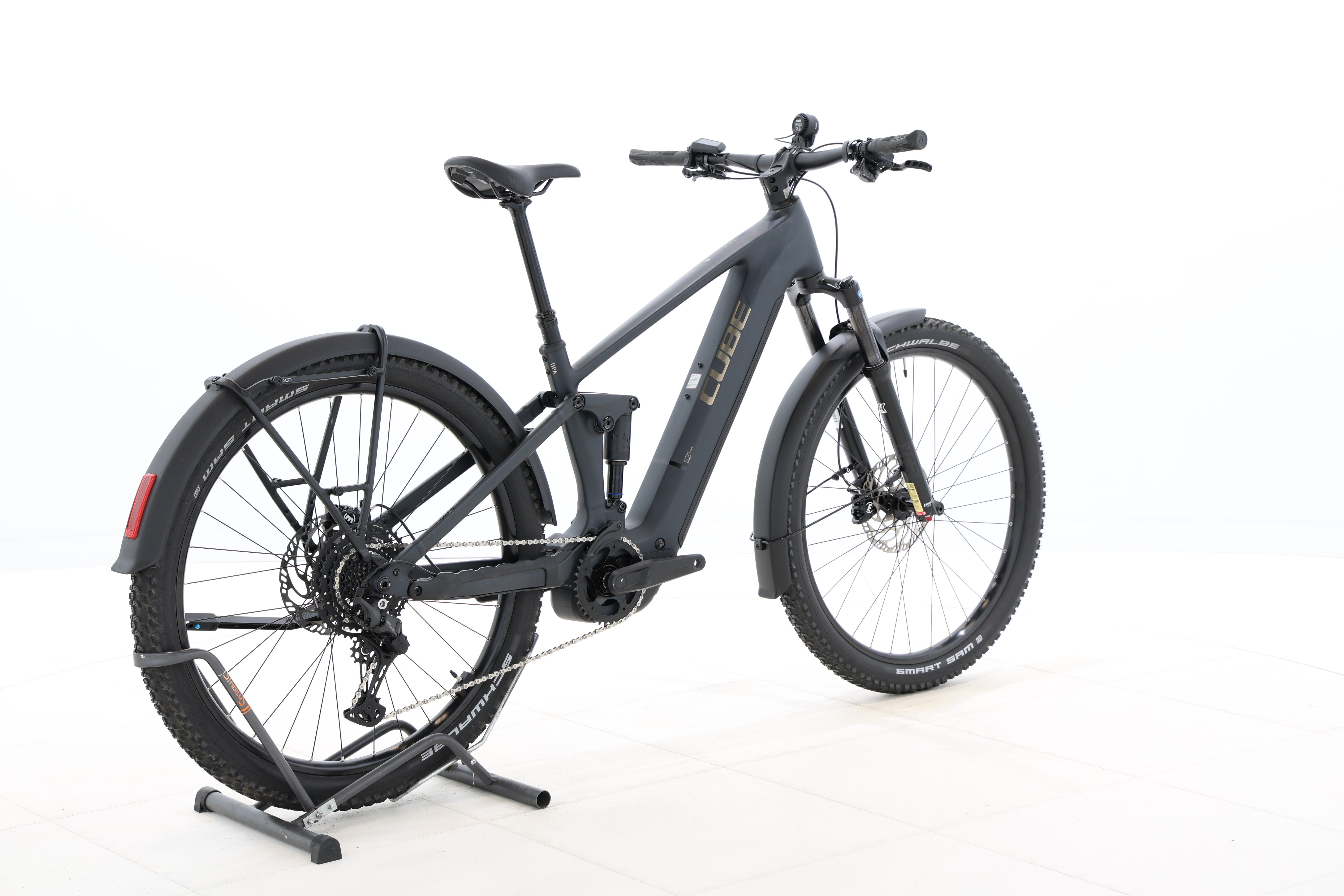 86b3b37f-3d2f-4a80-9fde-dccb4b8007c6