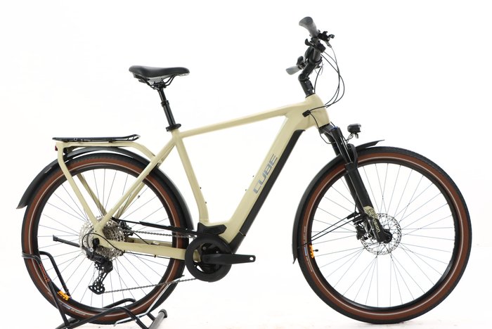 Cube KATHMANDU HYBRID PRO 625 2022