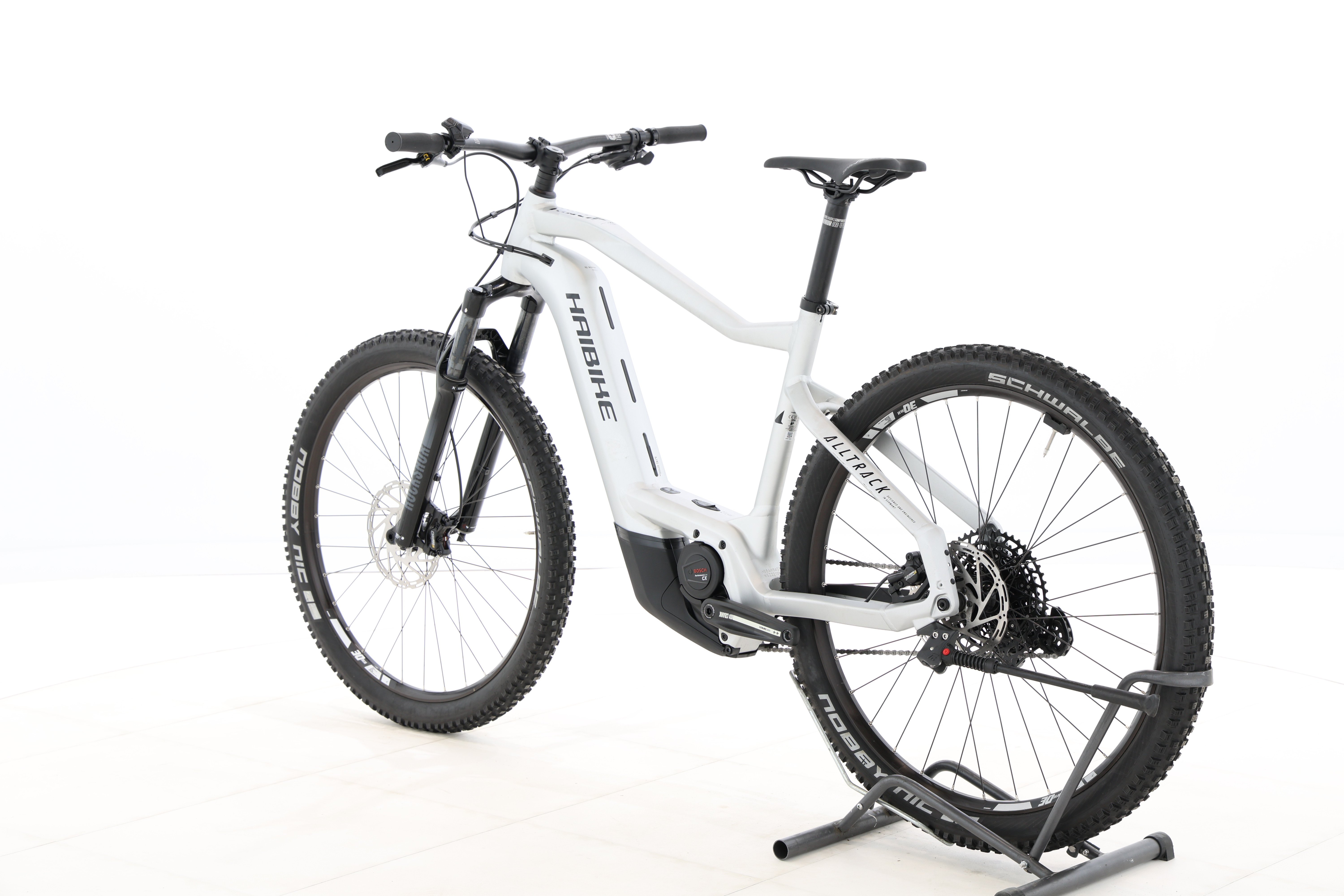 5293f6f9-951d-4ea8-9421-c233be3234de