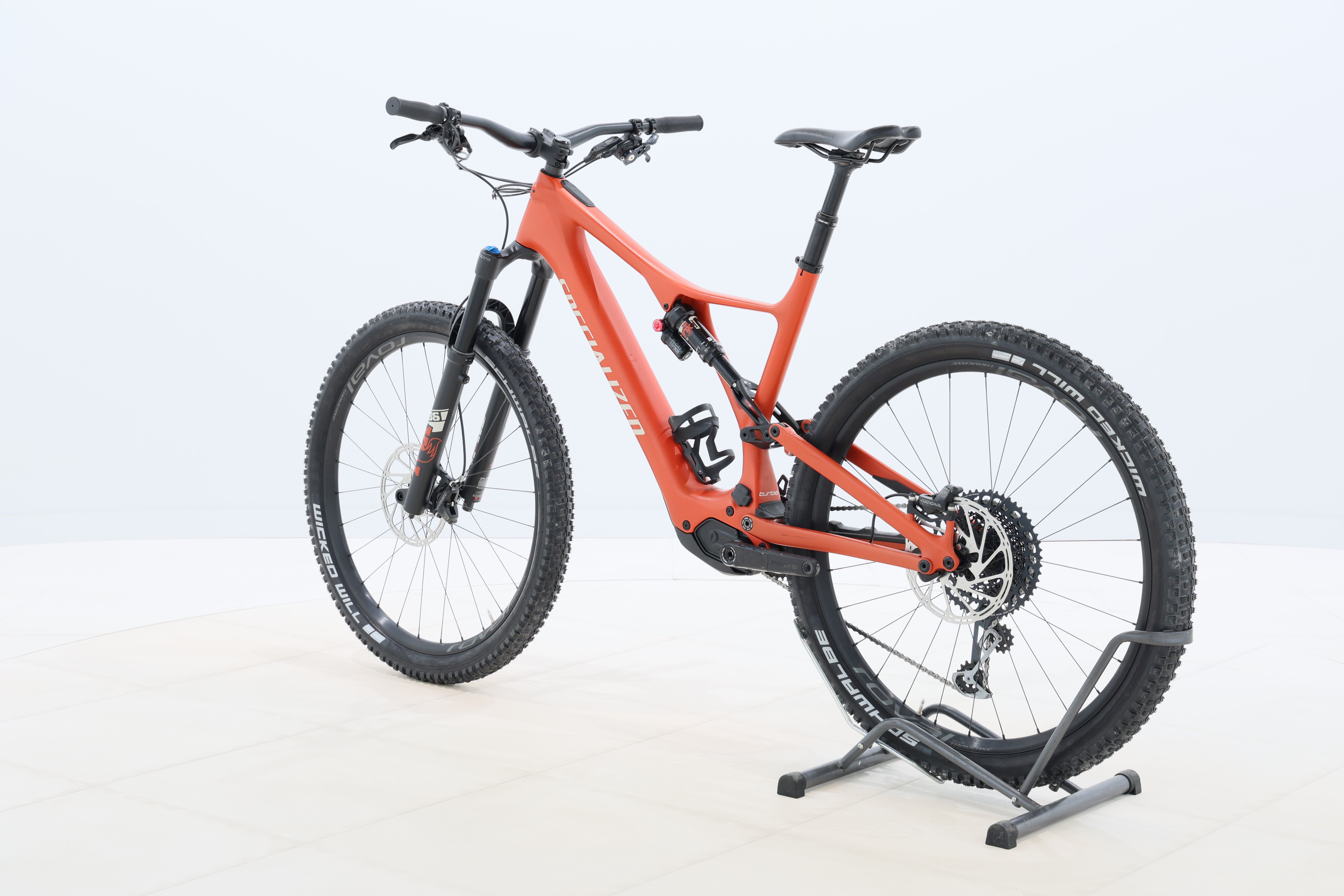 ea61484b-08fb-440c-82fb-652e027ca2d3