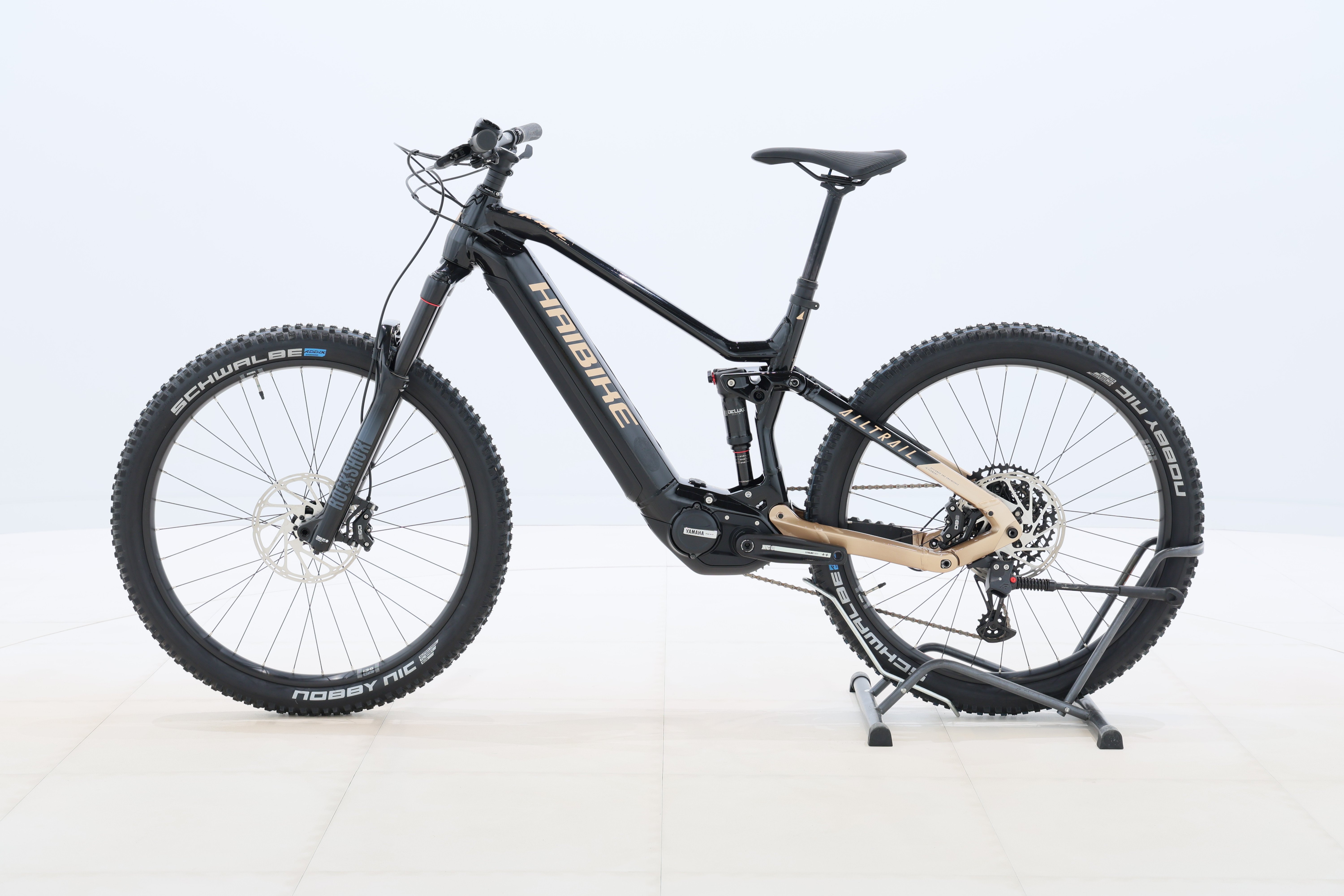 c207da6f-6485-4eb4-86e7-0e5790a6193c