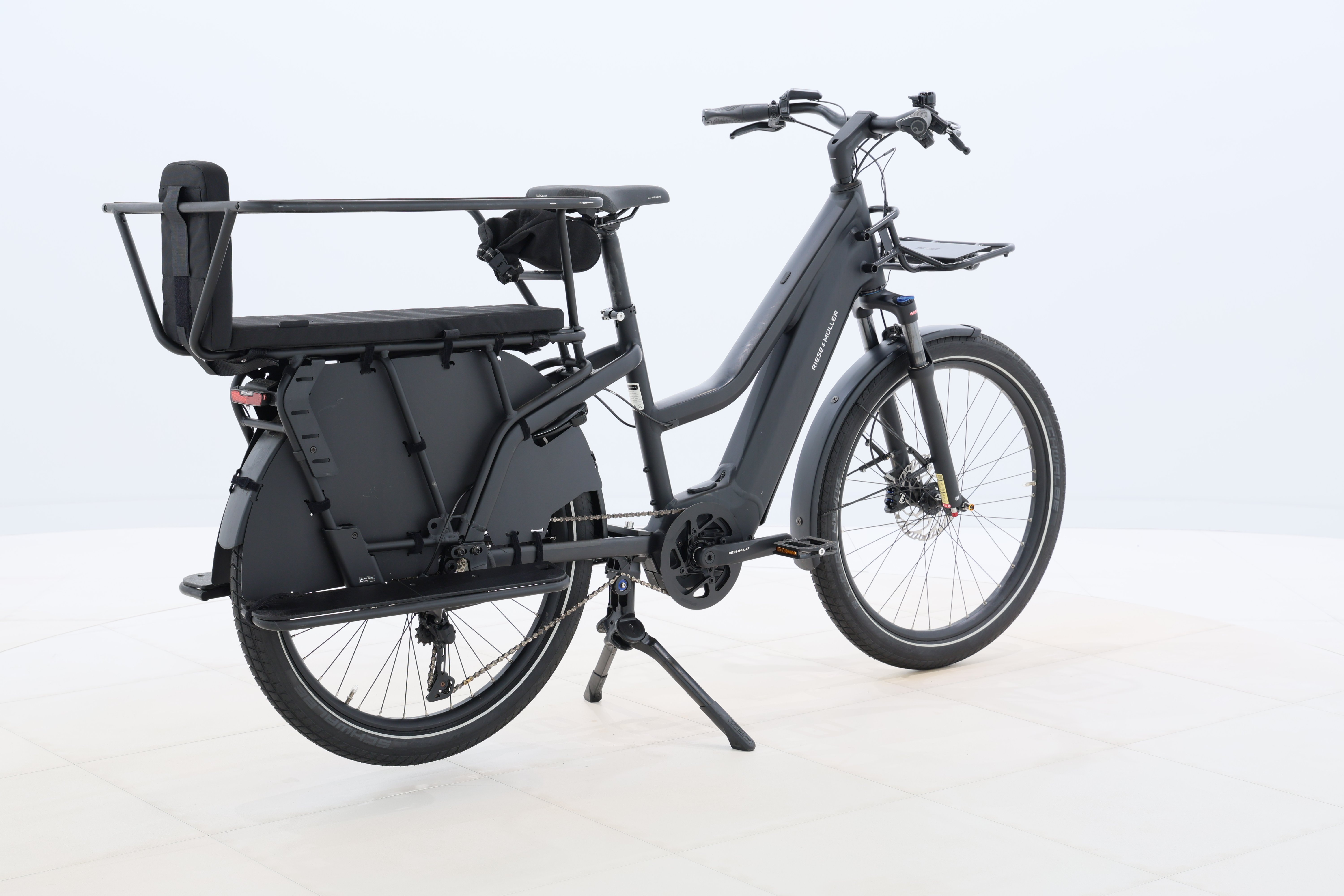 682722ad-8c37-43a6-b7b3-8b681bbb254a