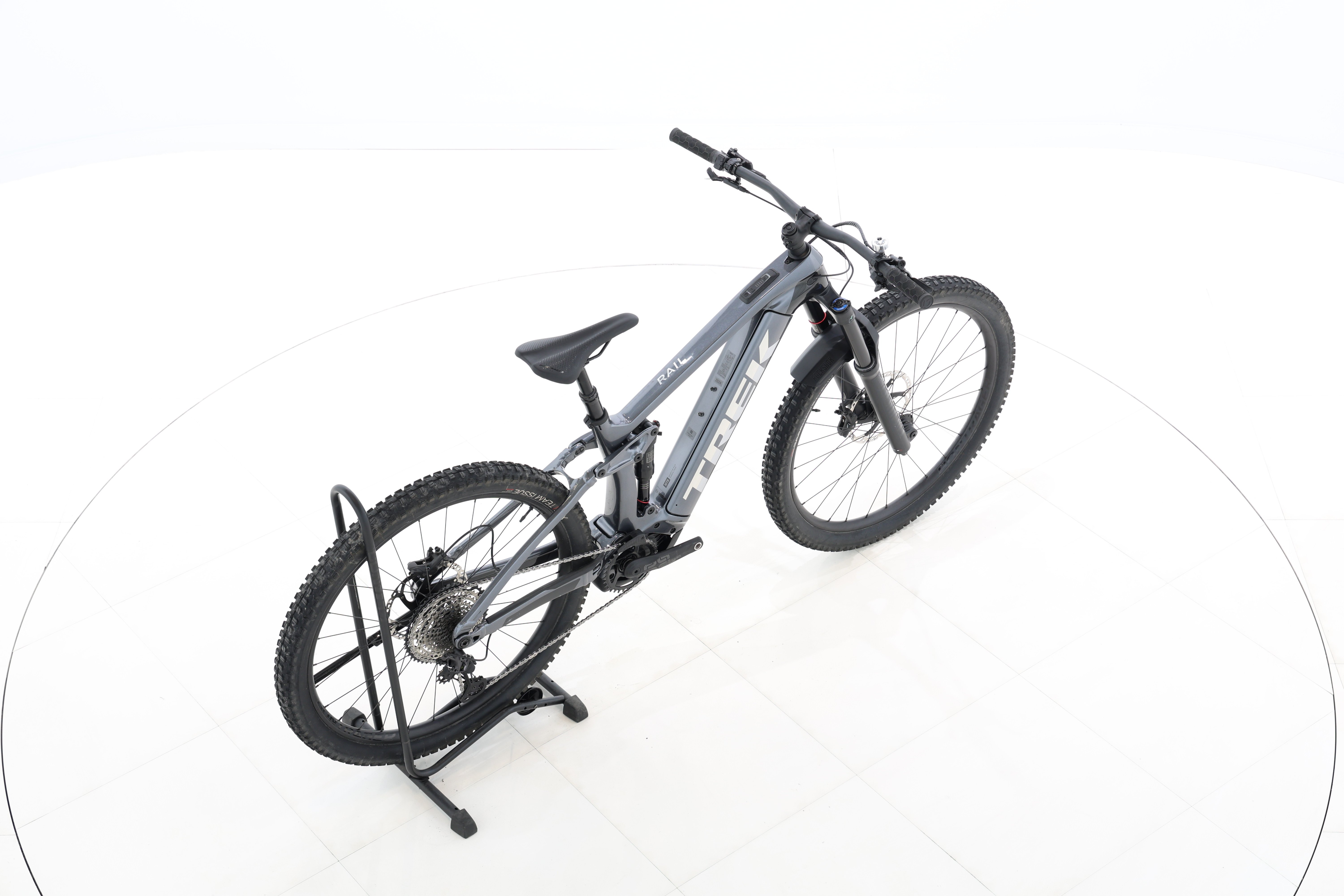 39b3f503-b310-4614-8c2b-7f90a92e08fb