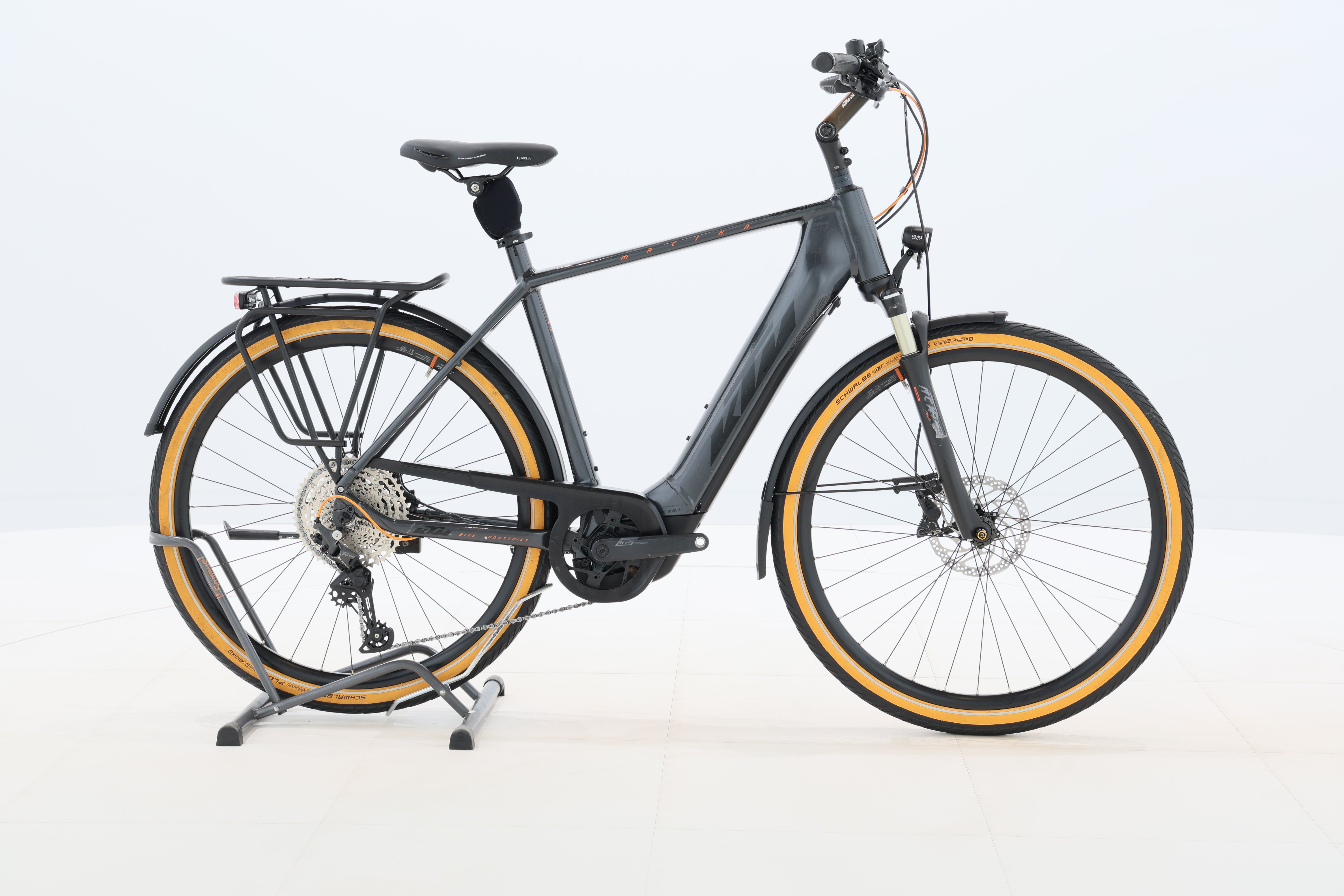 b951fcfb-68e5-4807-96c6-5617e8d68392