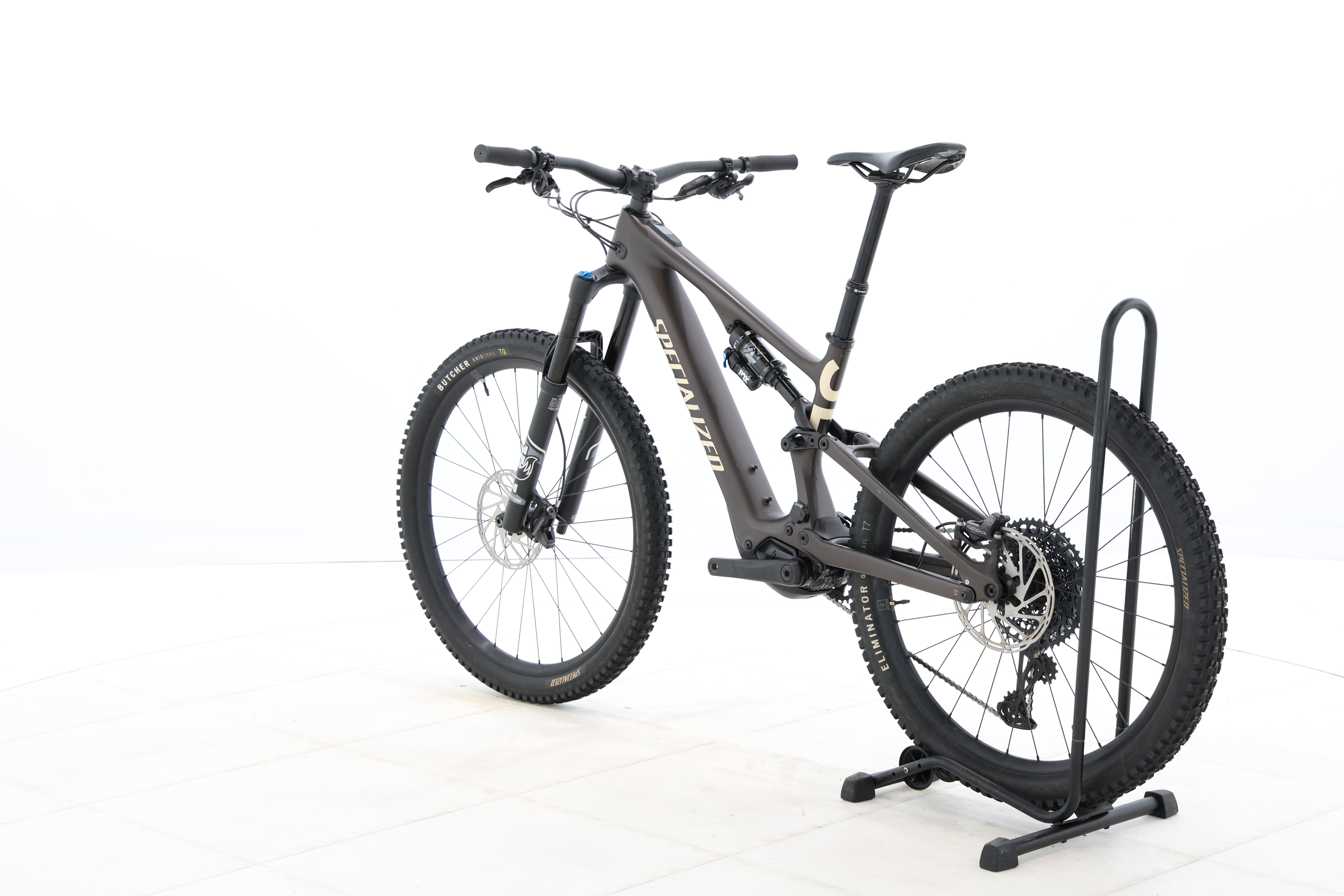 c9163d3b-4cca-4c2c-bb15-da4a4b3a5dbc