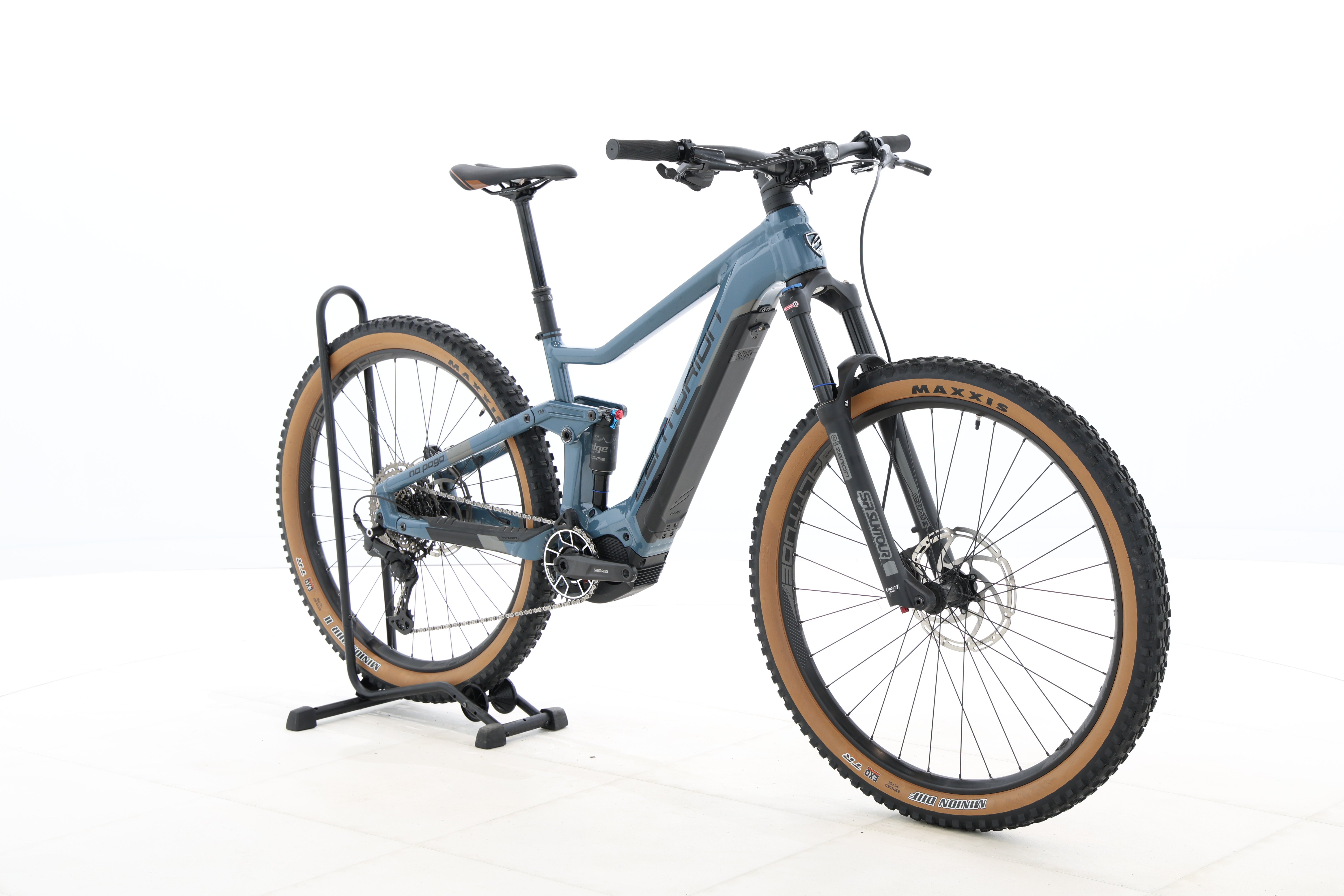 c32fc94b-e556-421b-8f41-9ff5ef087056