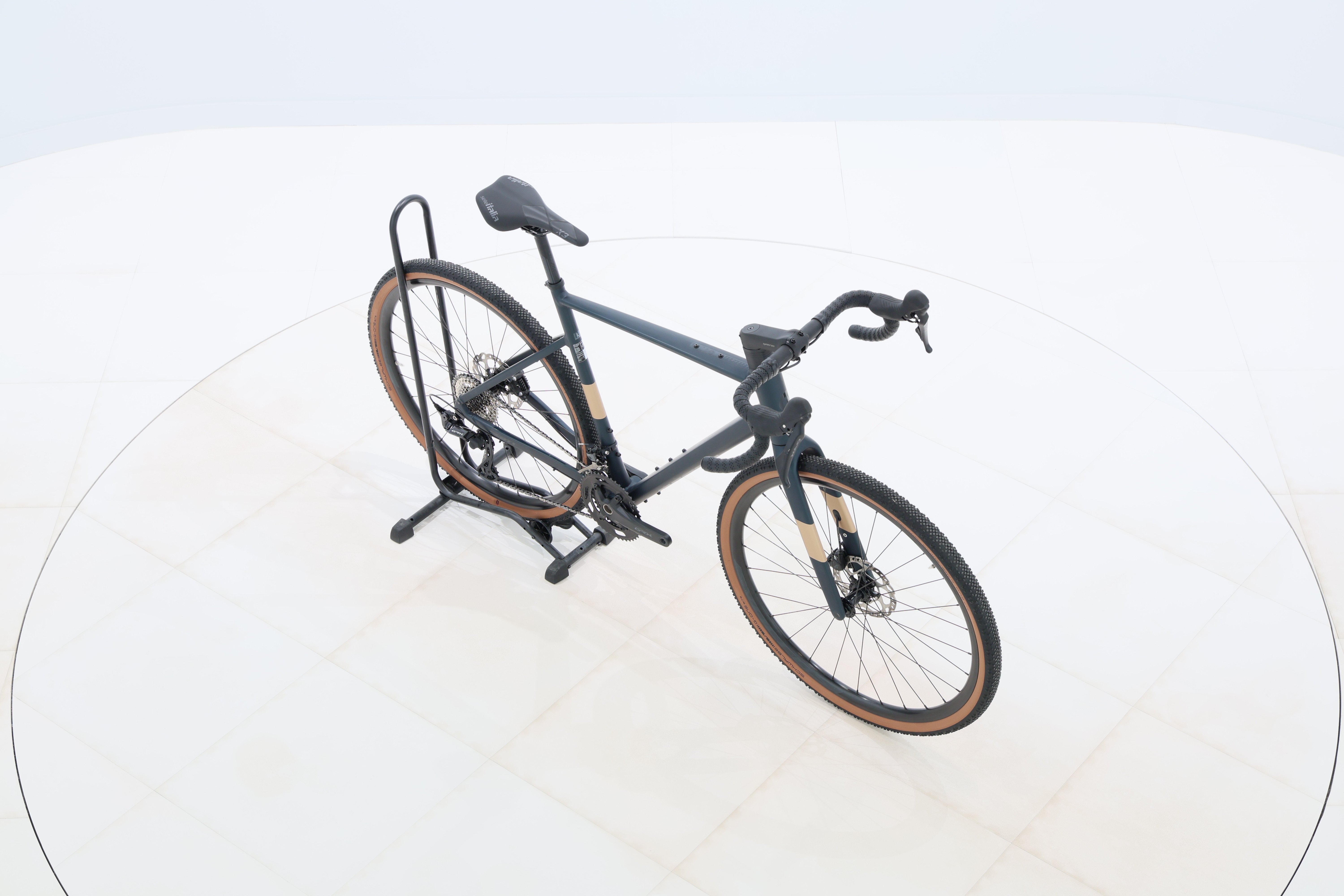 ceeeb827-fe35-413a-9feb-f3b4ffc55430