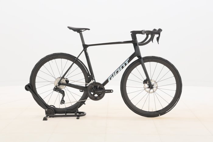 Giant TCR ADVANCED PRO 1 DI2 2024