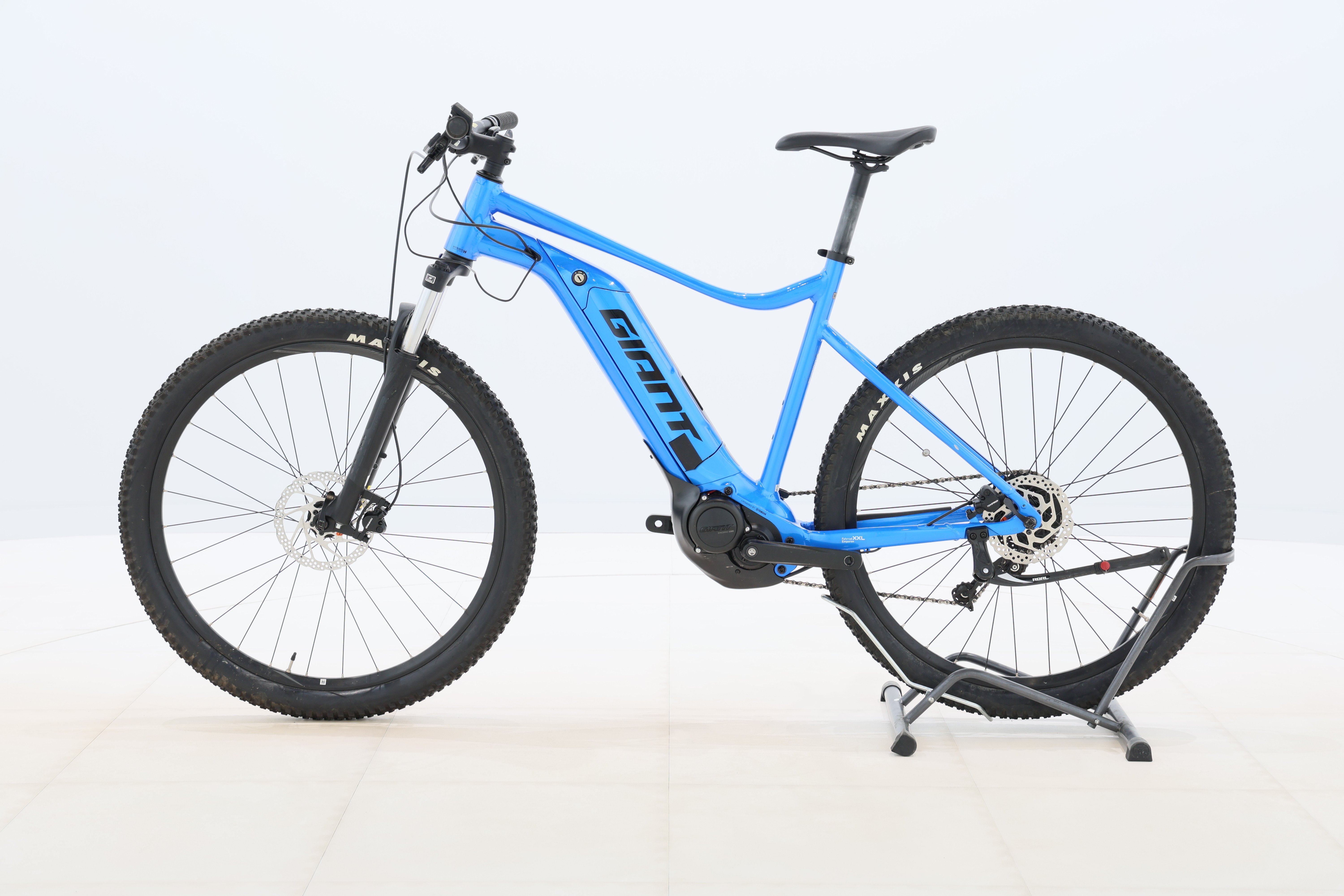 a24f4995-75cb-4082-a9b0-a636d7d8b6ee