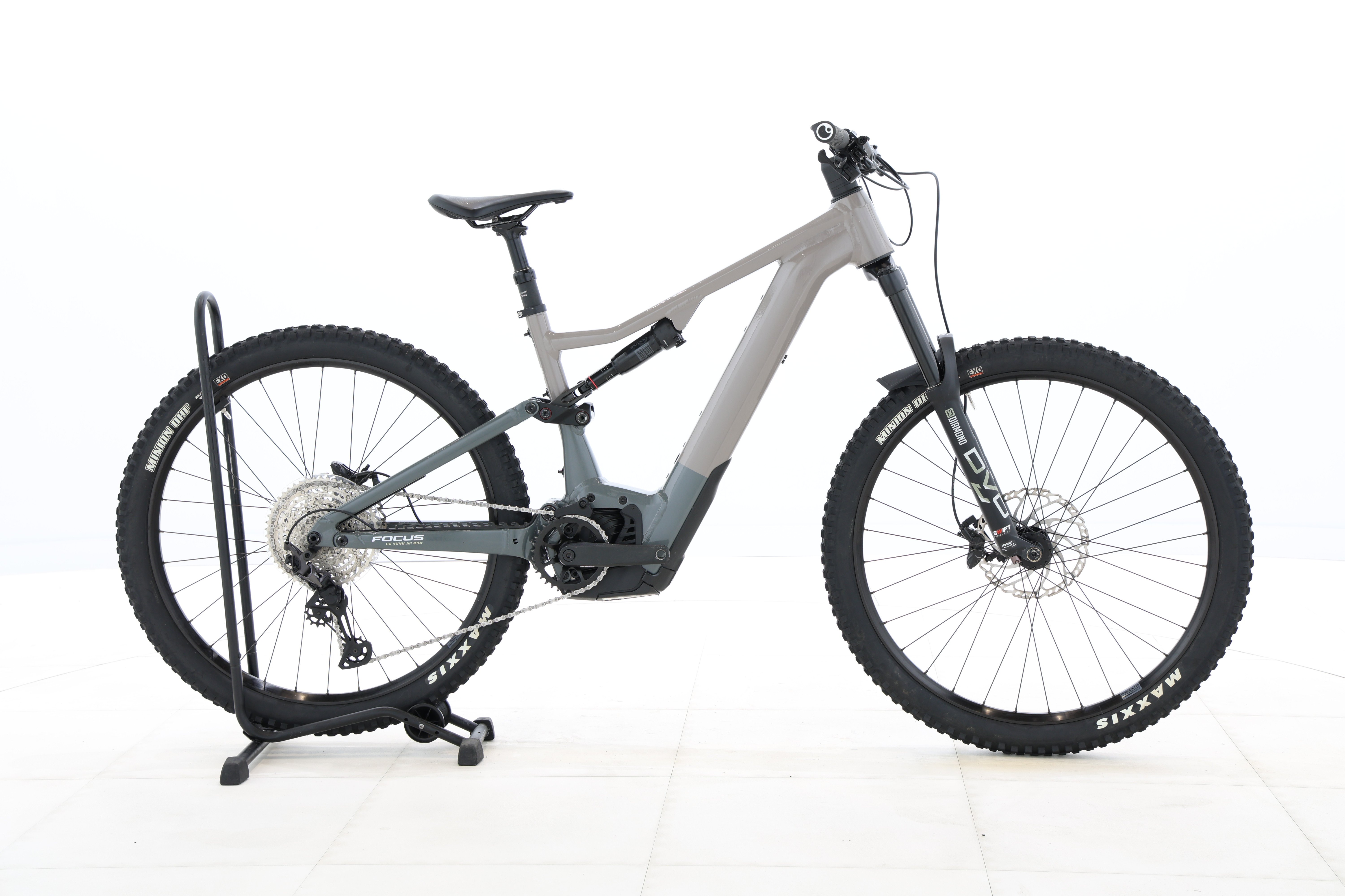 9a712780-b6a8-4b8f-a067-adbb9adf8f22