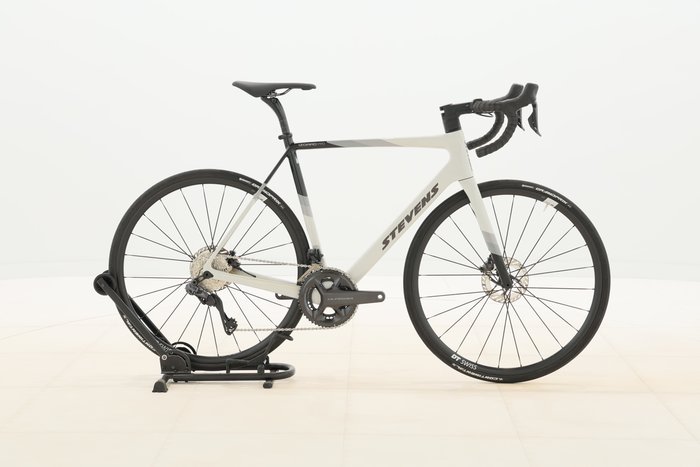 Stevens IZOARD ULTEGRA DI2 2025