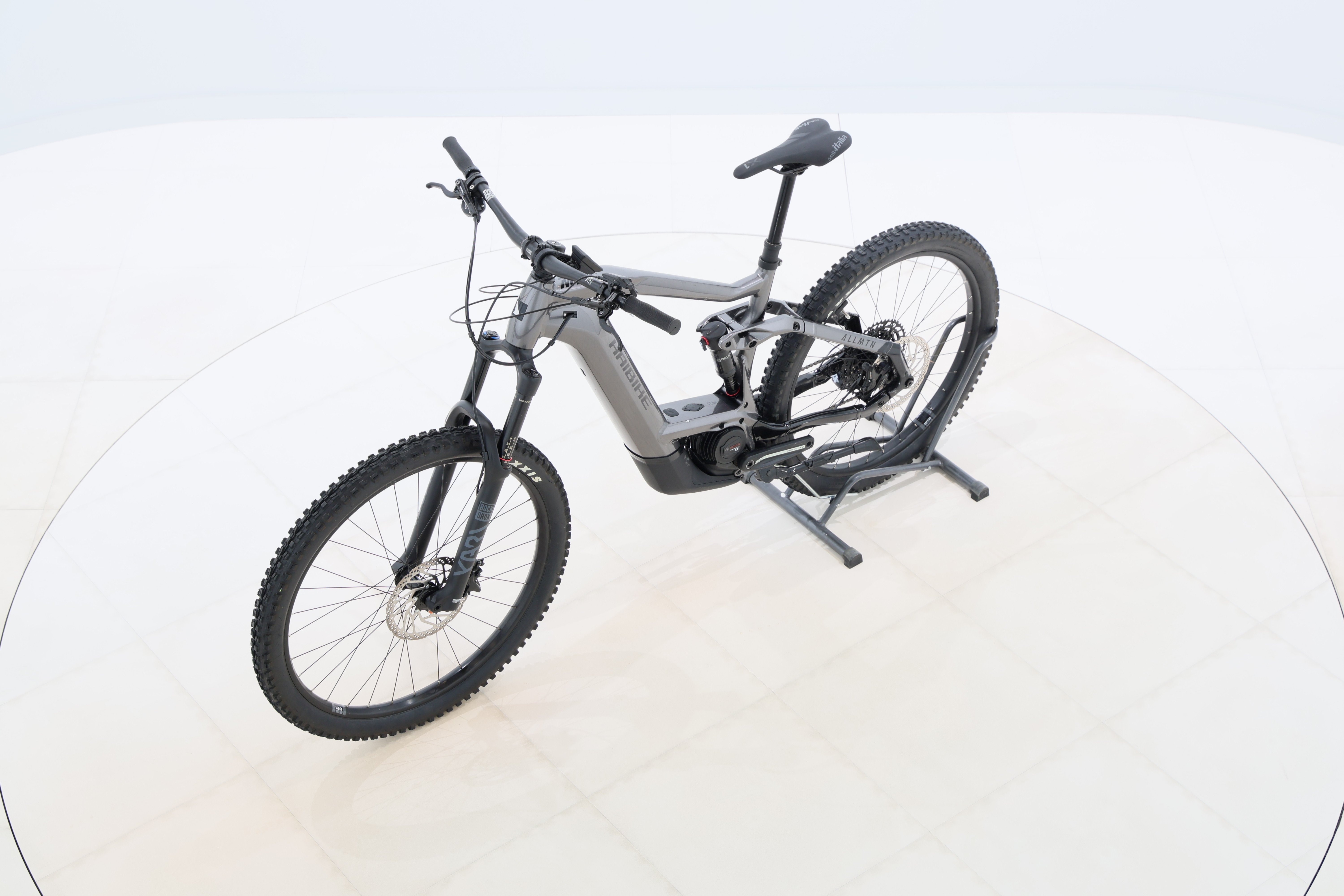 8b2335b7-68ce-40e9-8a70-a49776e3bf4c