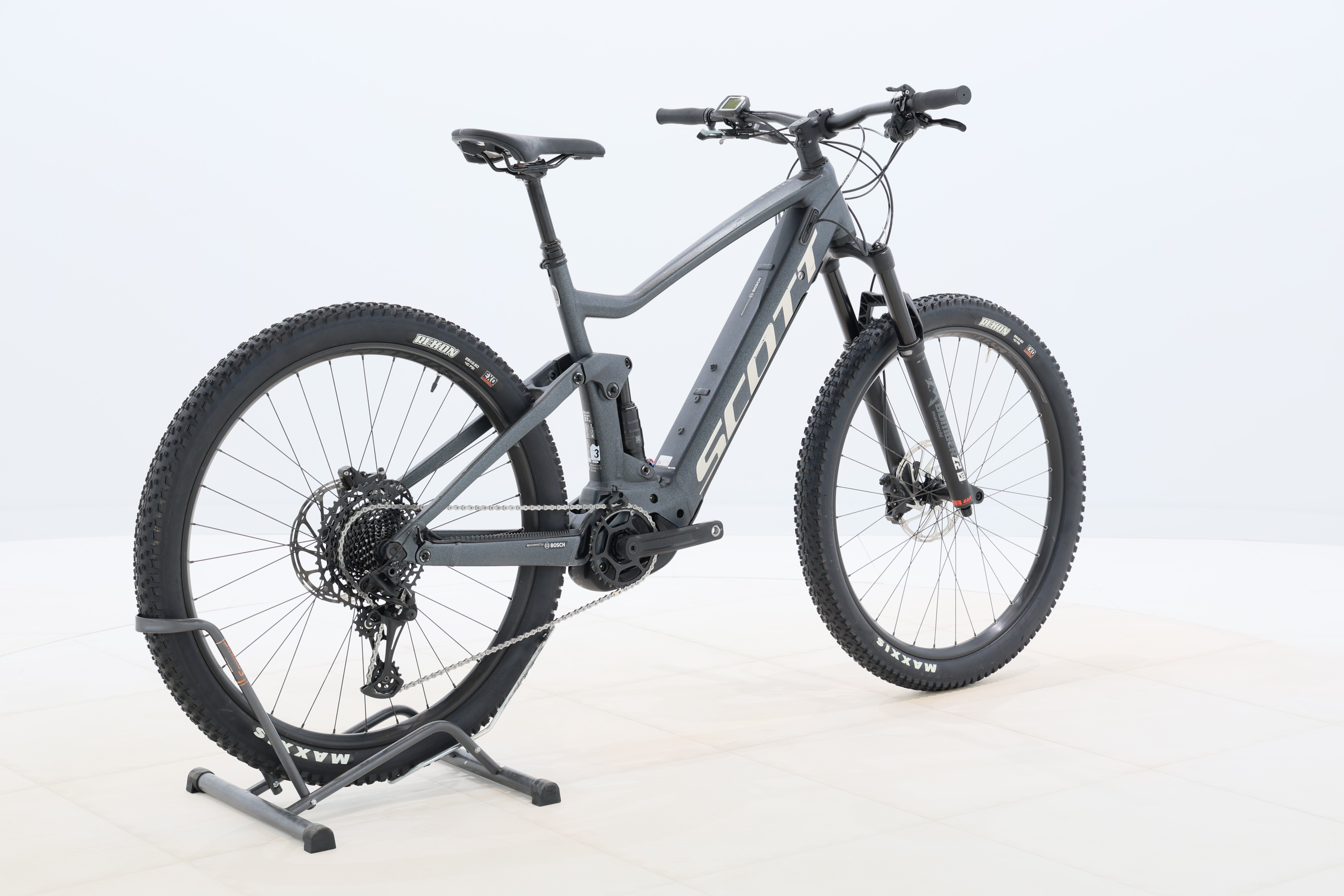 1e6b65de-3339-414c-a4bb-29909991a1b1