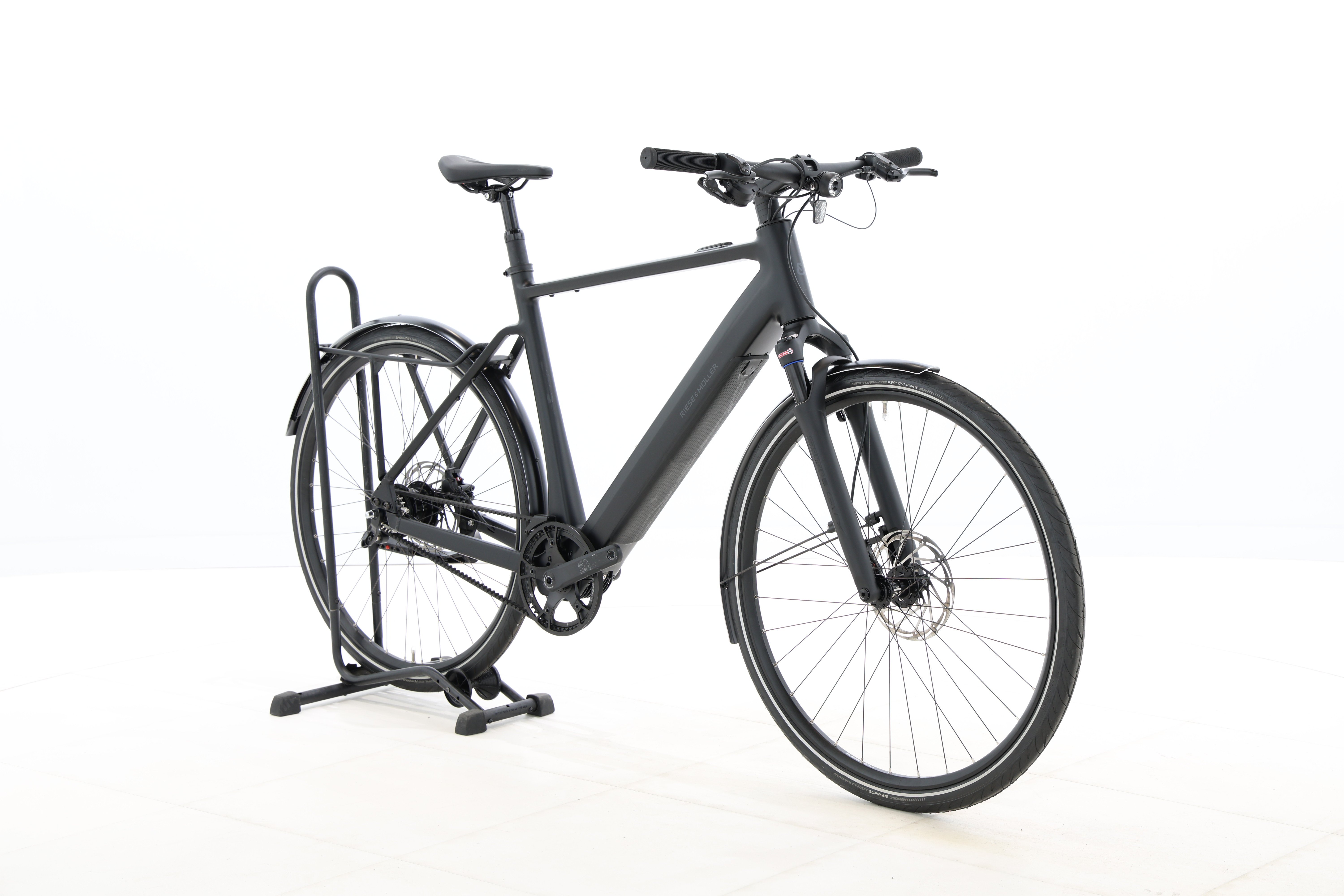 1e761867-9c8c-4852-b5b9-7e0b83bd73b8