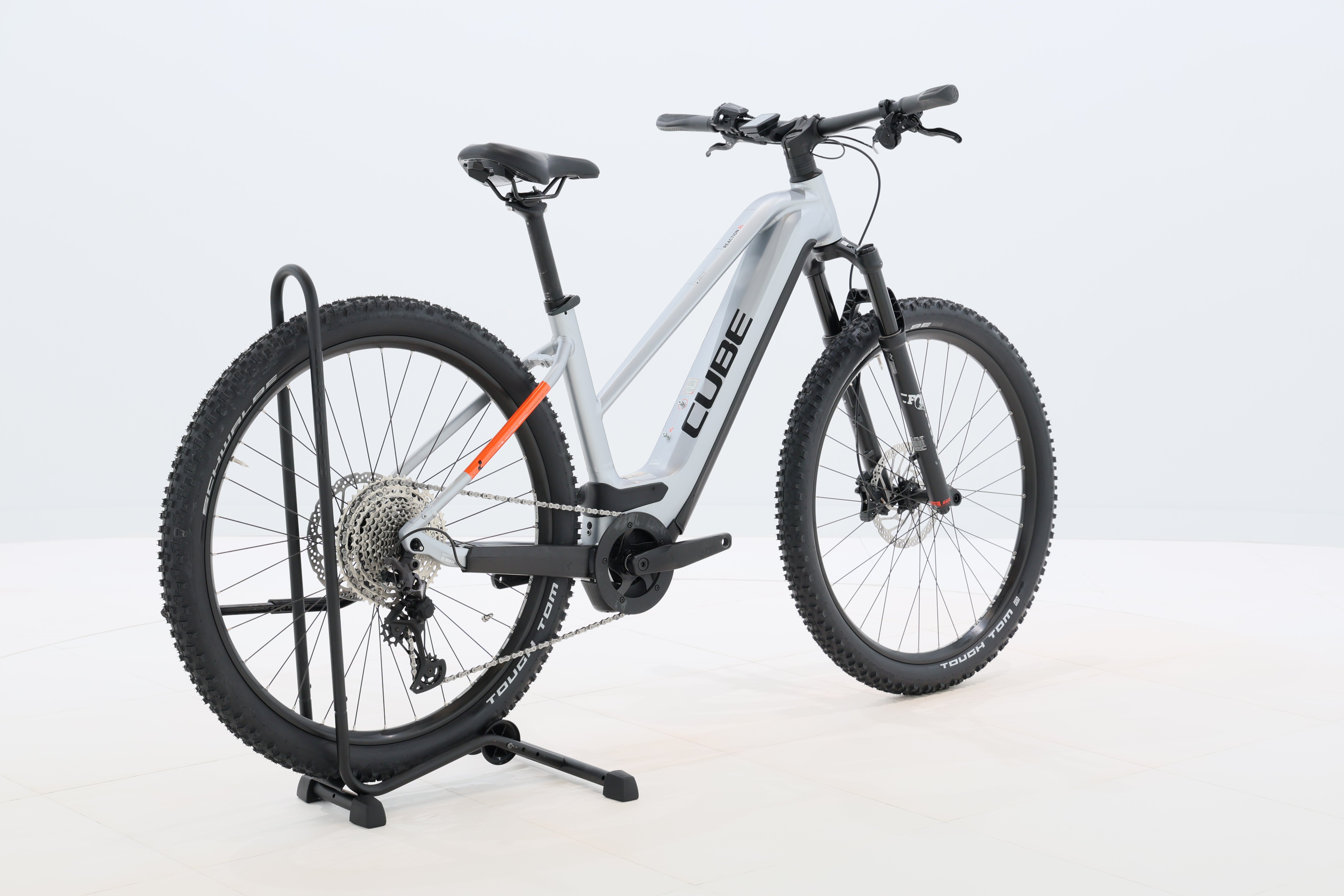 f6806bcb-6369-4eda-a579-ed241dbc2d7b