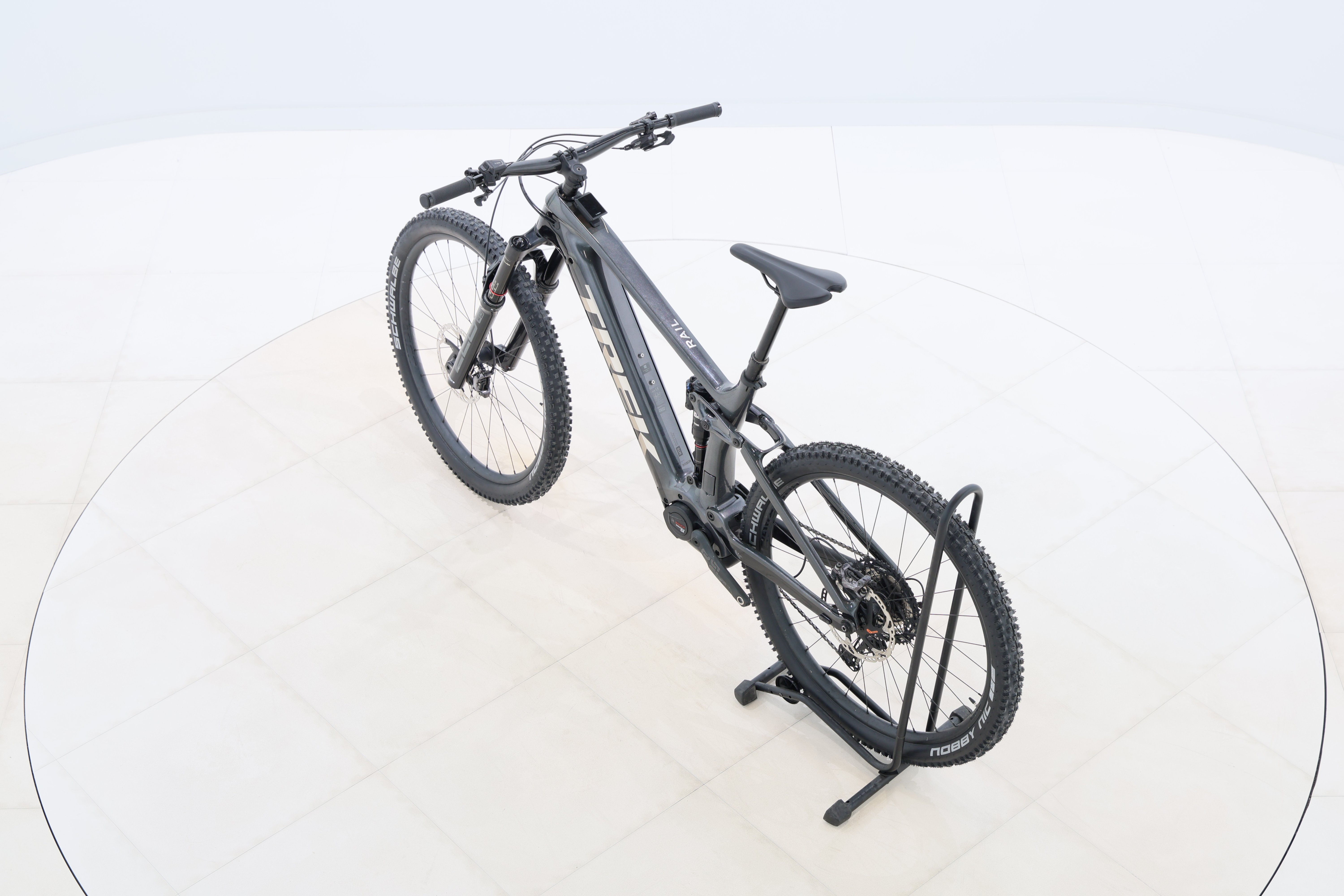 4c9cd91a-7e8c-4bb6-92e6-ae5fa1933f3a